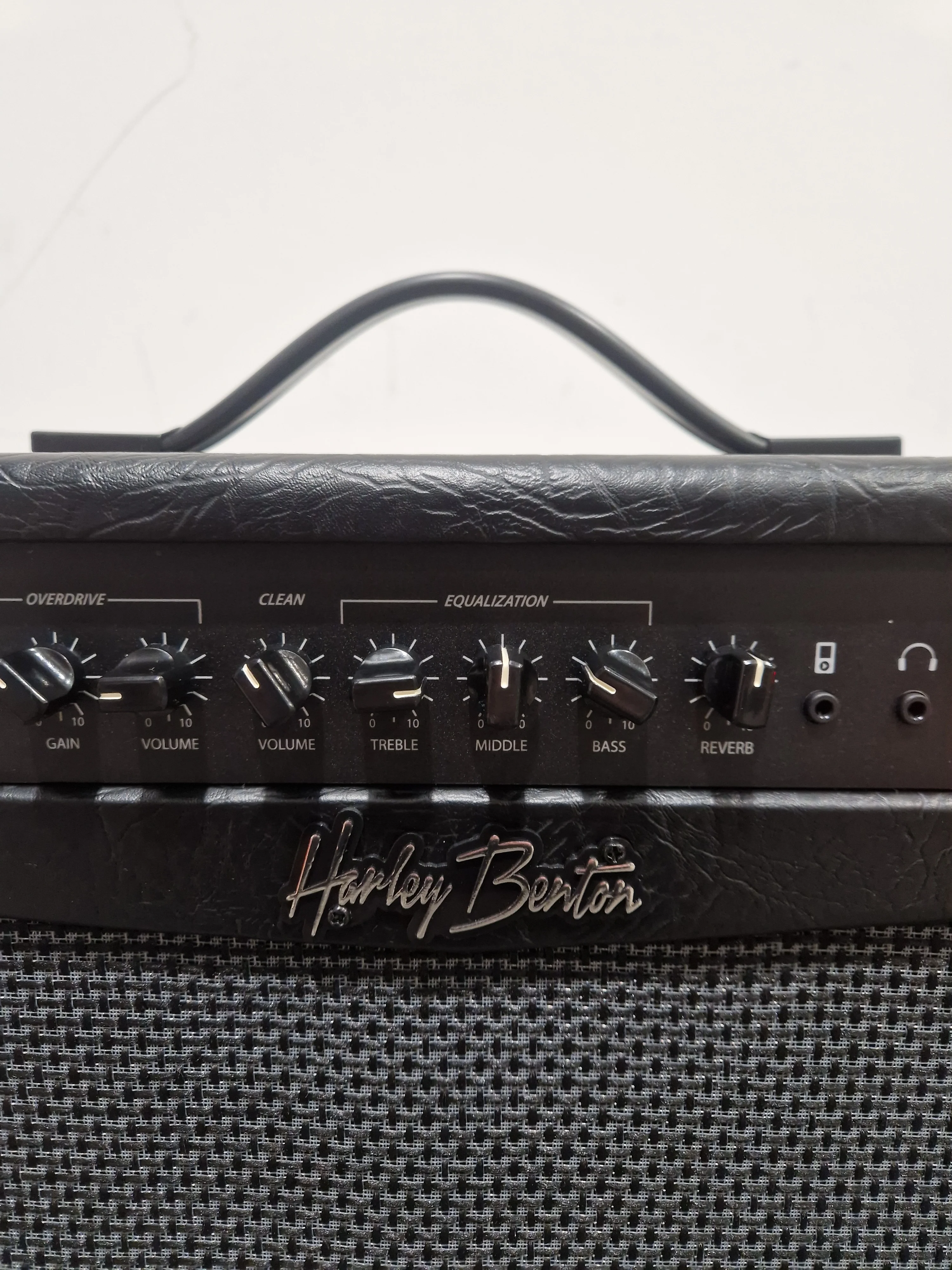 Harley Benton HB-20R - Amplifier - Black - Excellent w/ Original Box - Image 4