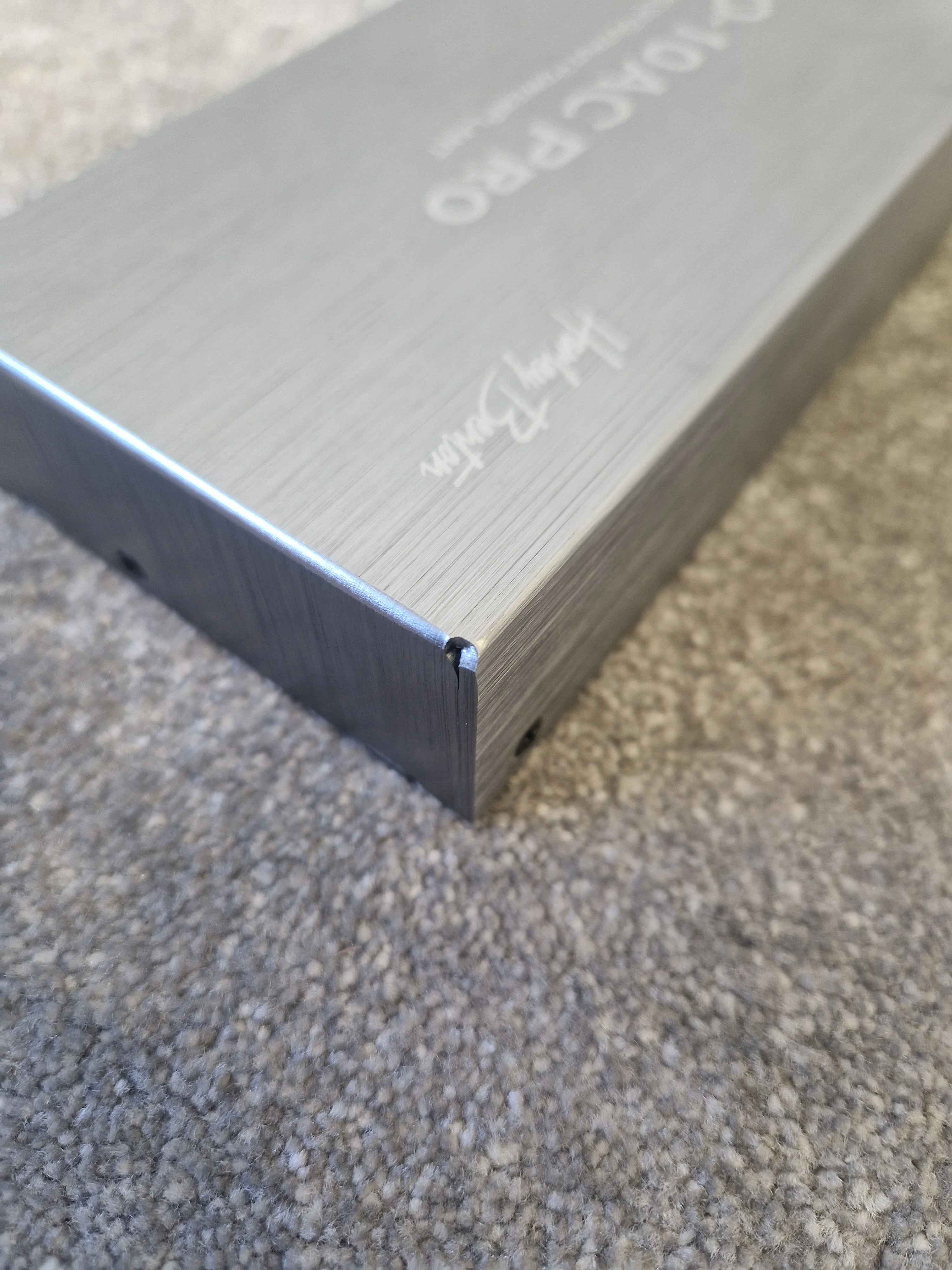Harley Benton ISO-10AC Pro – Modular Pedalboard Power Supply – Excellent - Image 2