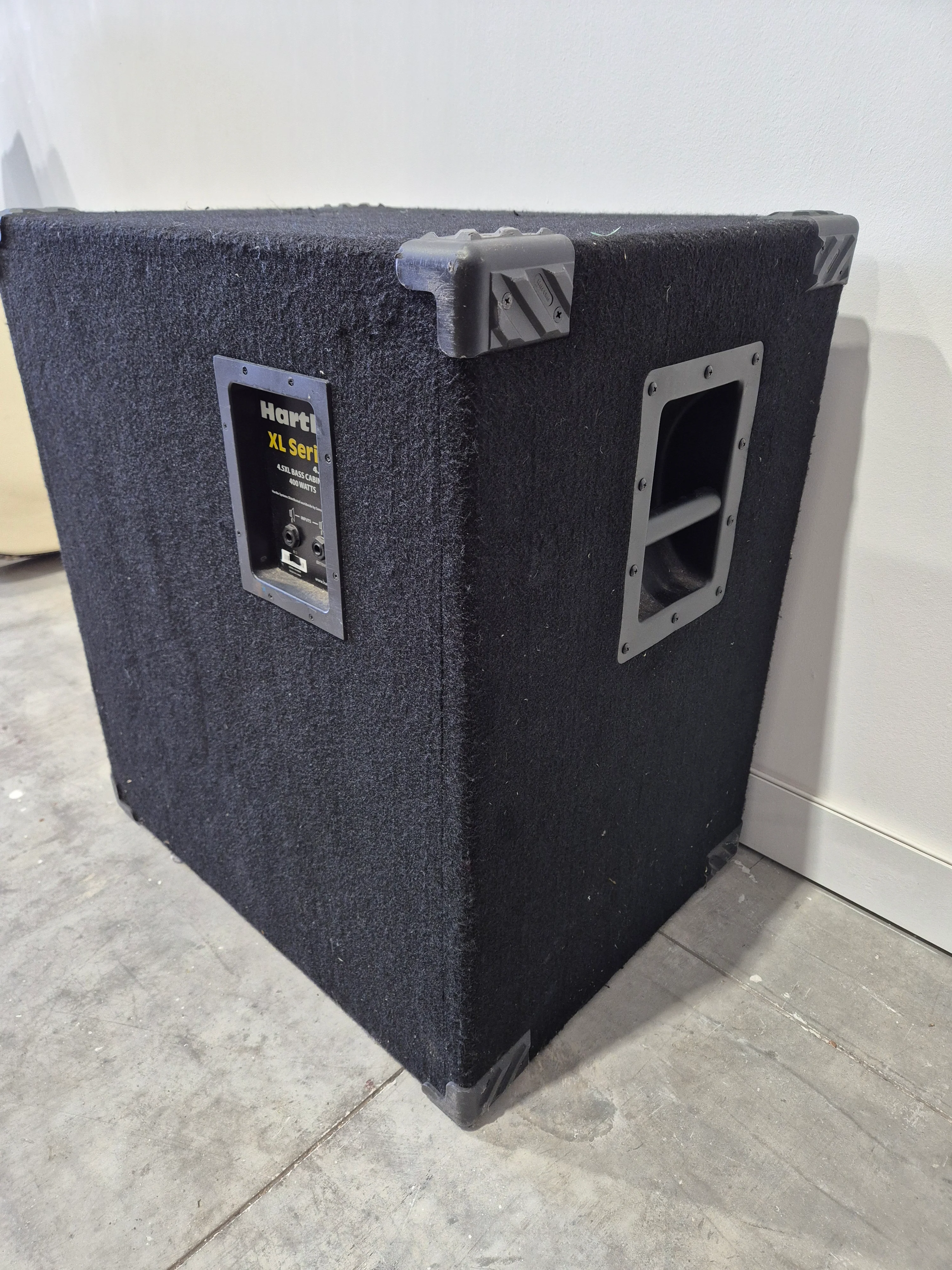 Hartke 4.5 XL - 4x10, 400-watts Bass Cabinet - Image 6