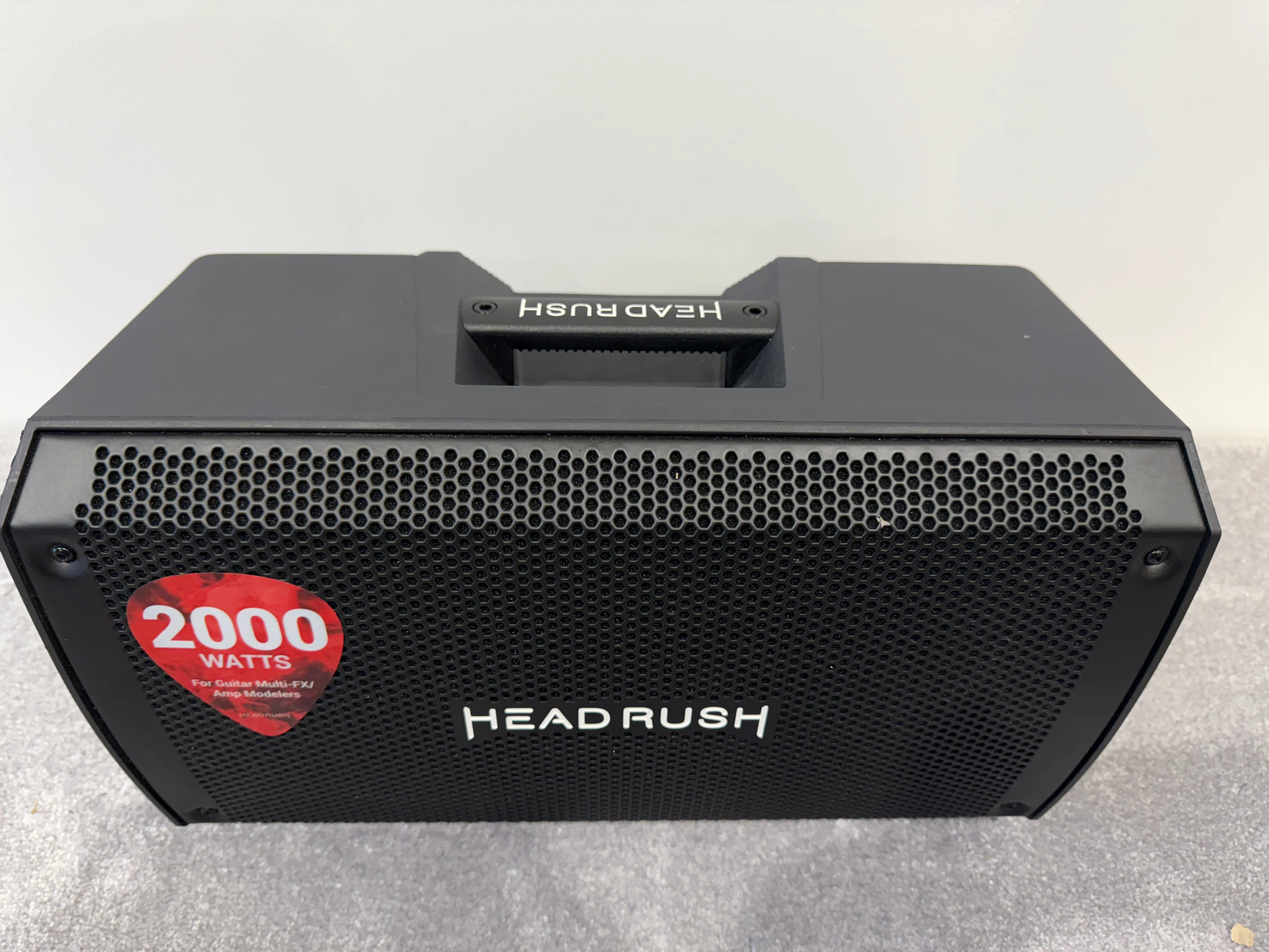 HeadRush FRFR-108 - 8 Inch Guitar Speaker / Amplifier - 2000w - Image 4