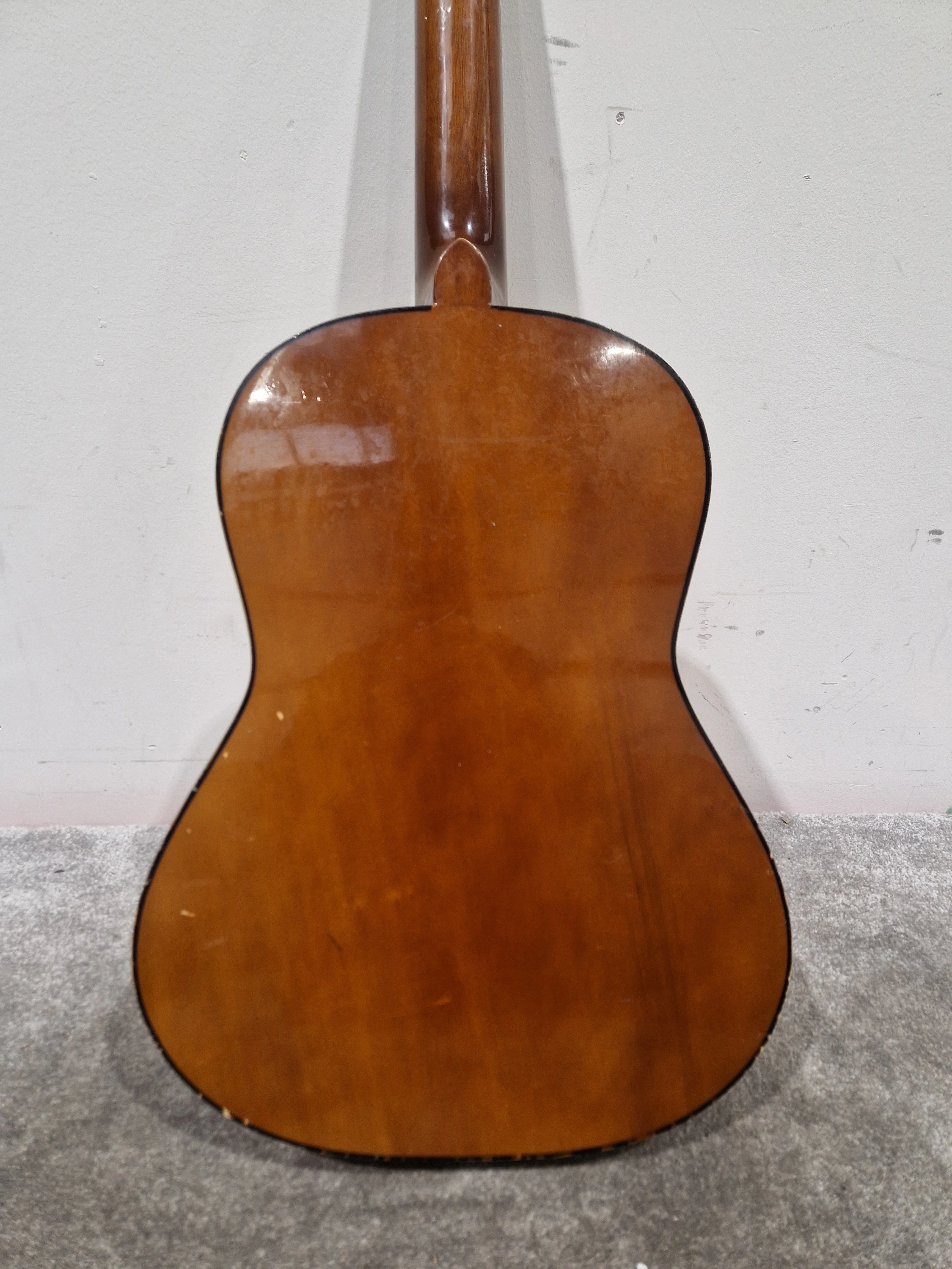 Herald MG104N Classical Acoustic Guitar - Fair - Image 15