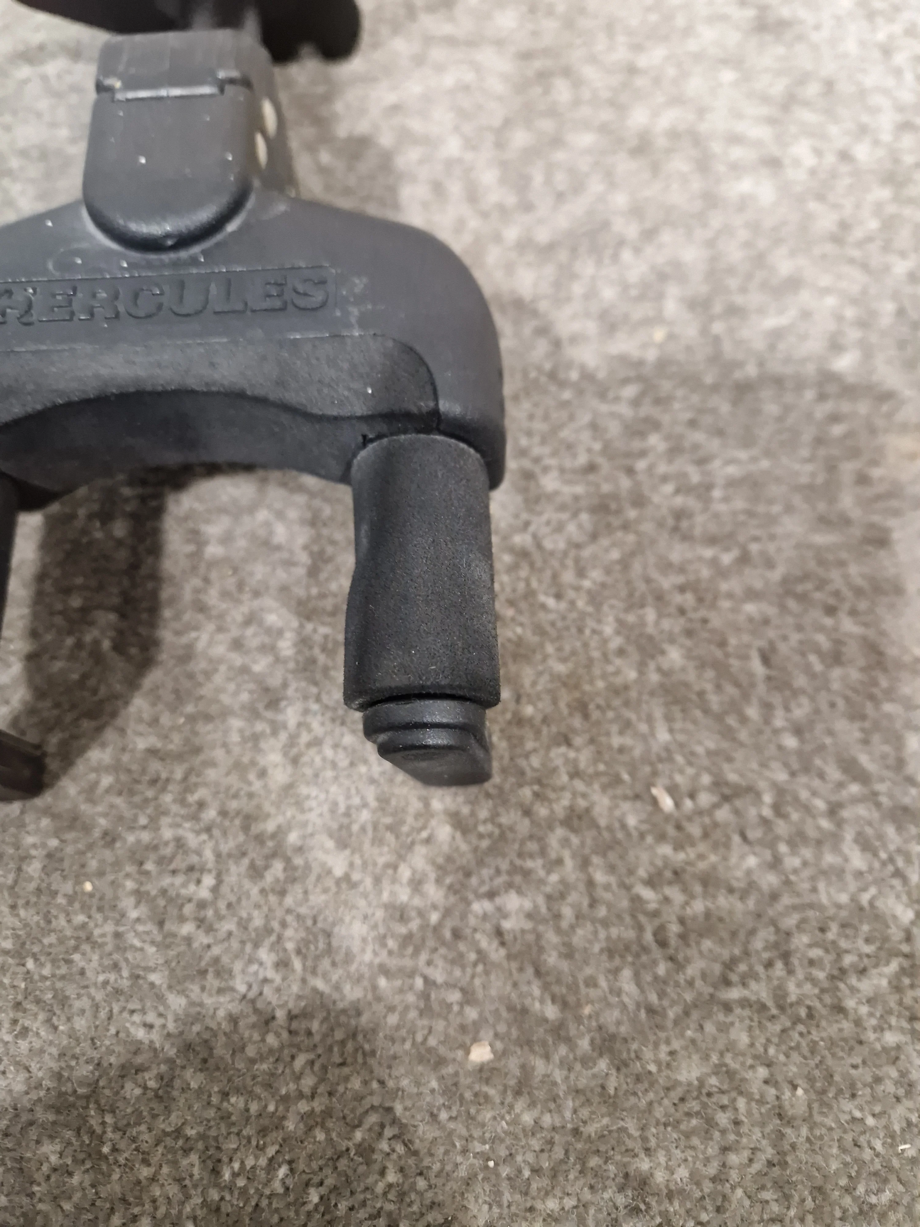 Hercules Guitar Wall Mount - Black – Guitar - Good - Image 3