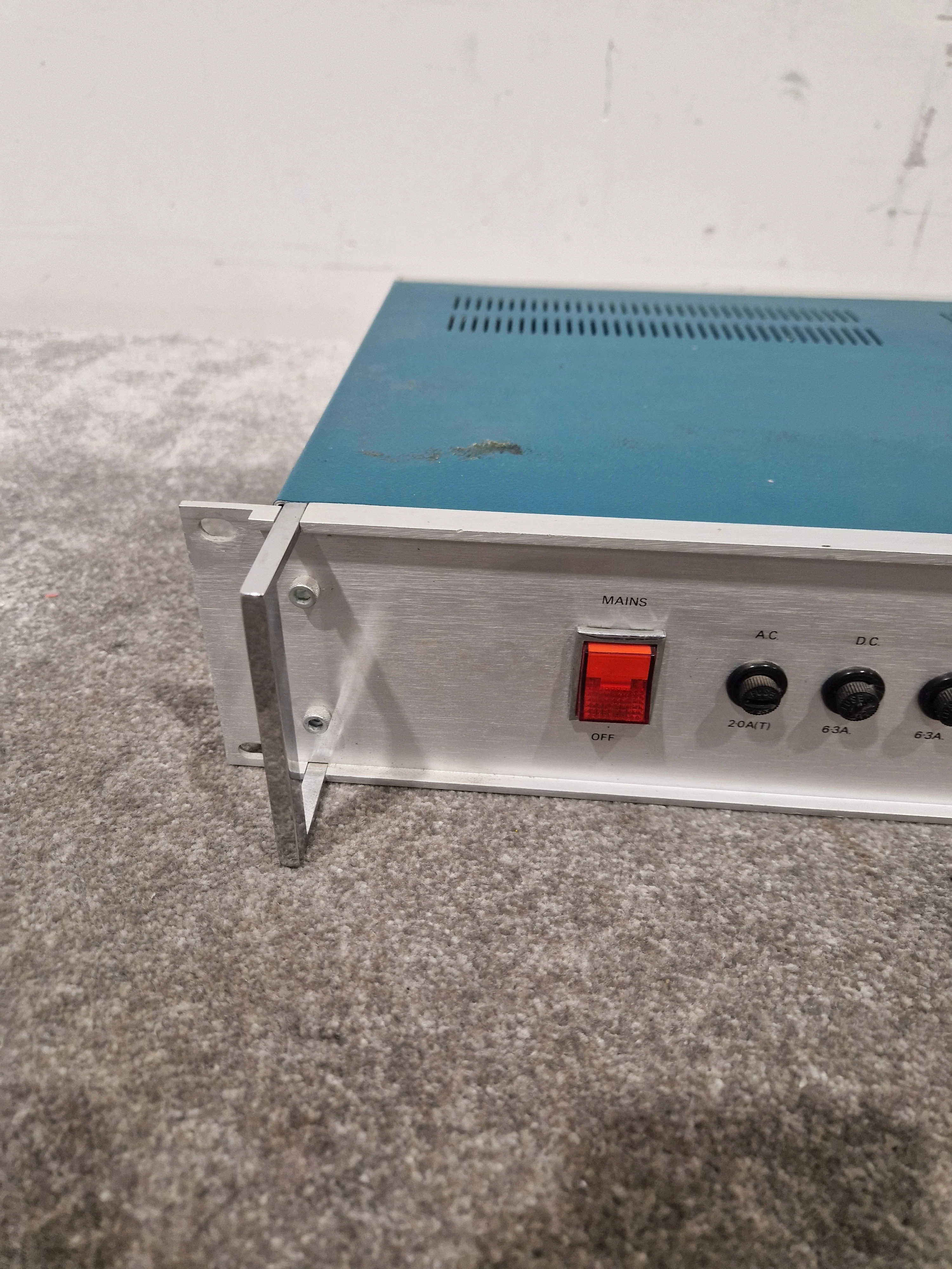 HH Electronics TPA-100D - Power Amplifier - Blue/Silver – Power Amplifier - Fair - Image 10