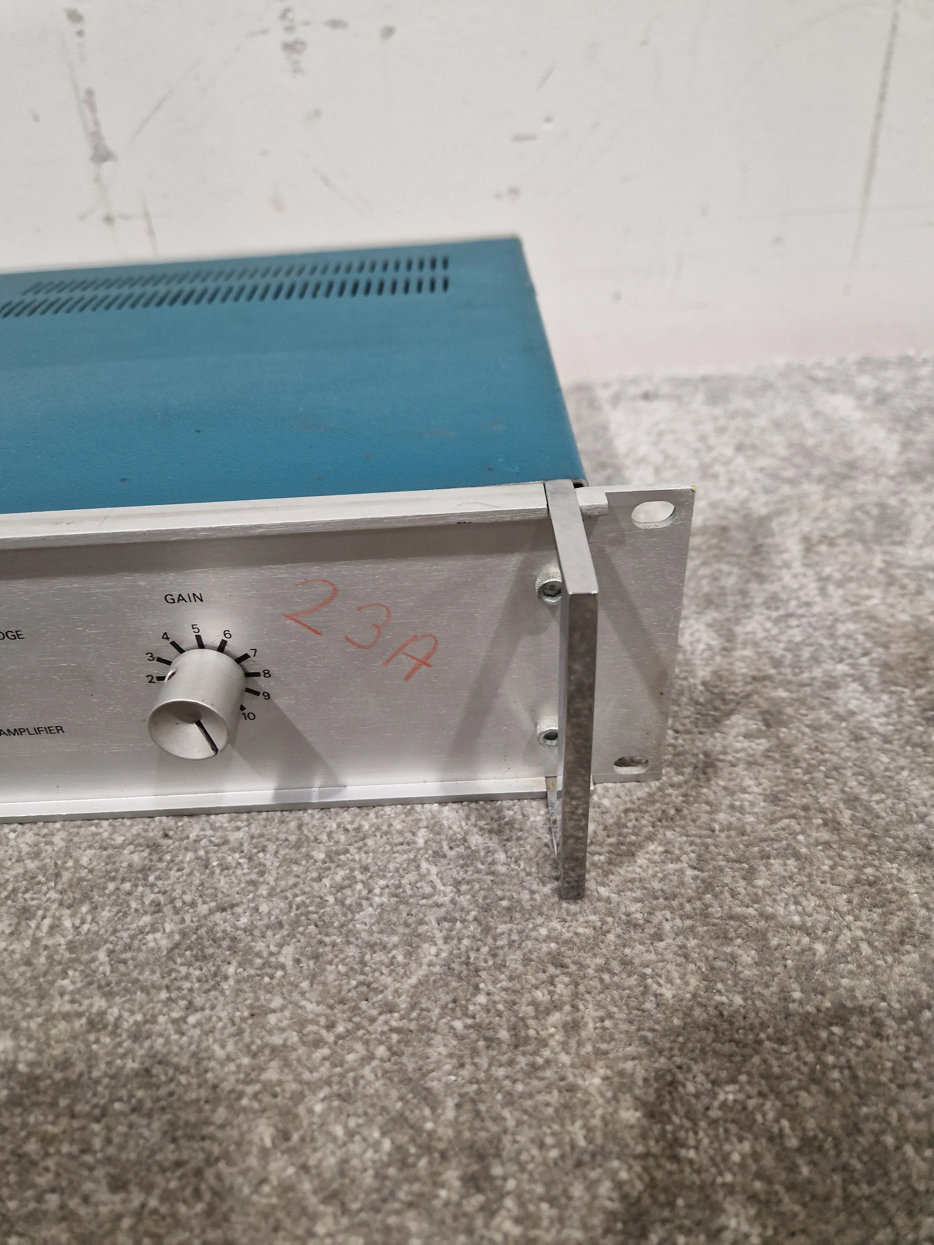 HH Electronics TPA-100D - Power Amplifier - Blue/Silver – Power Amplifier - Fair - Image 14
