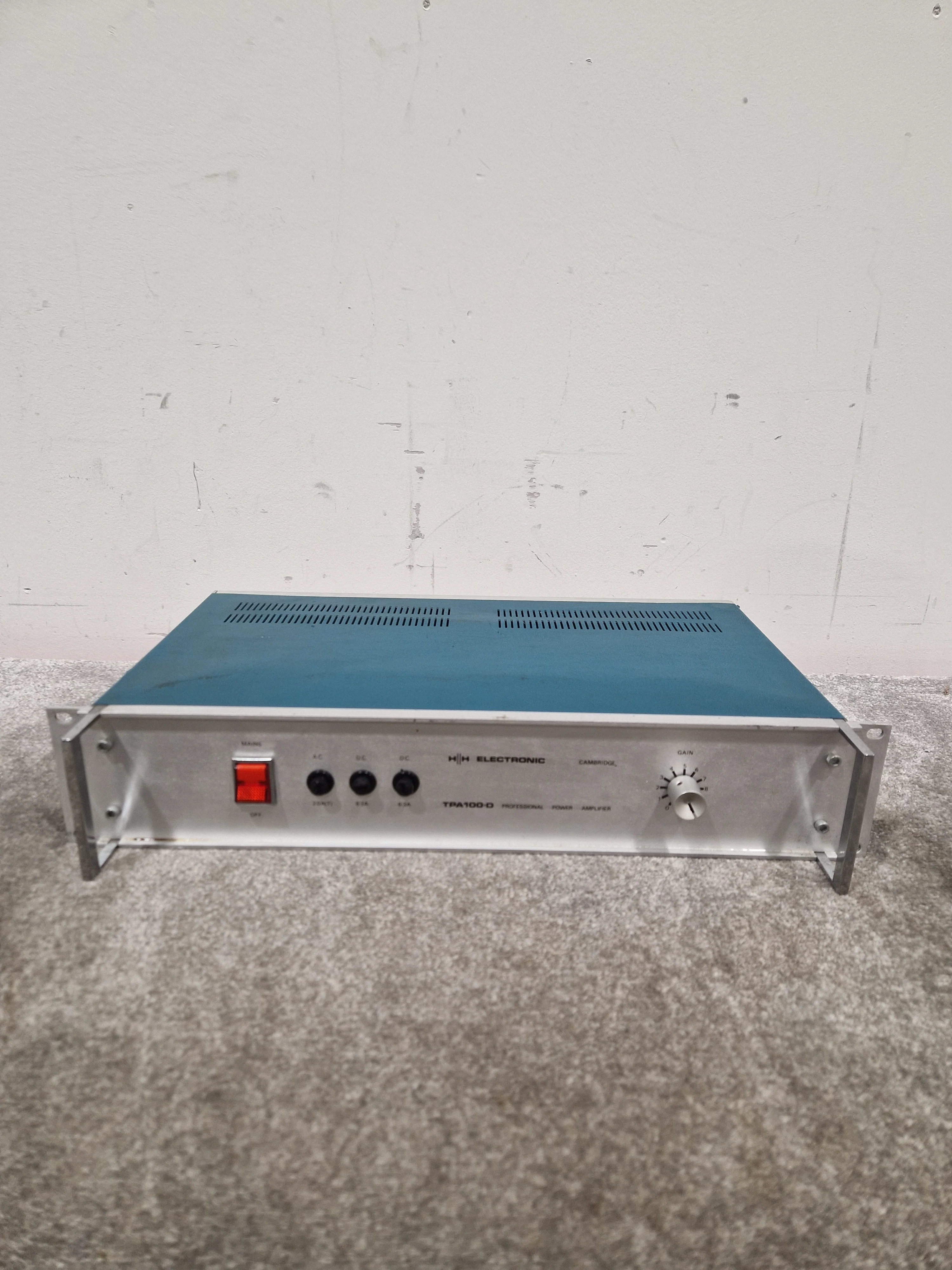 HH Electronics TPA-100D - Power Amplifier - Blue/Silver – Power Amplifier - Good - Image 15