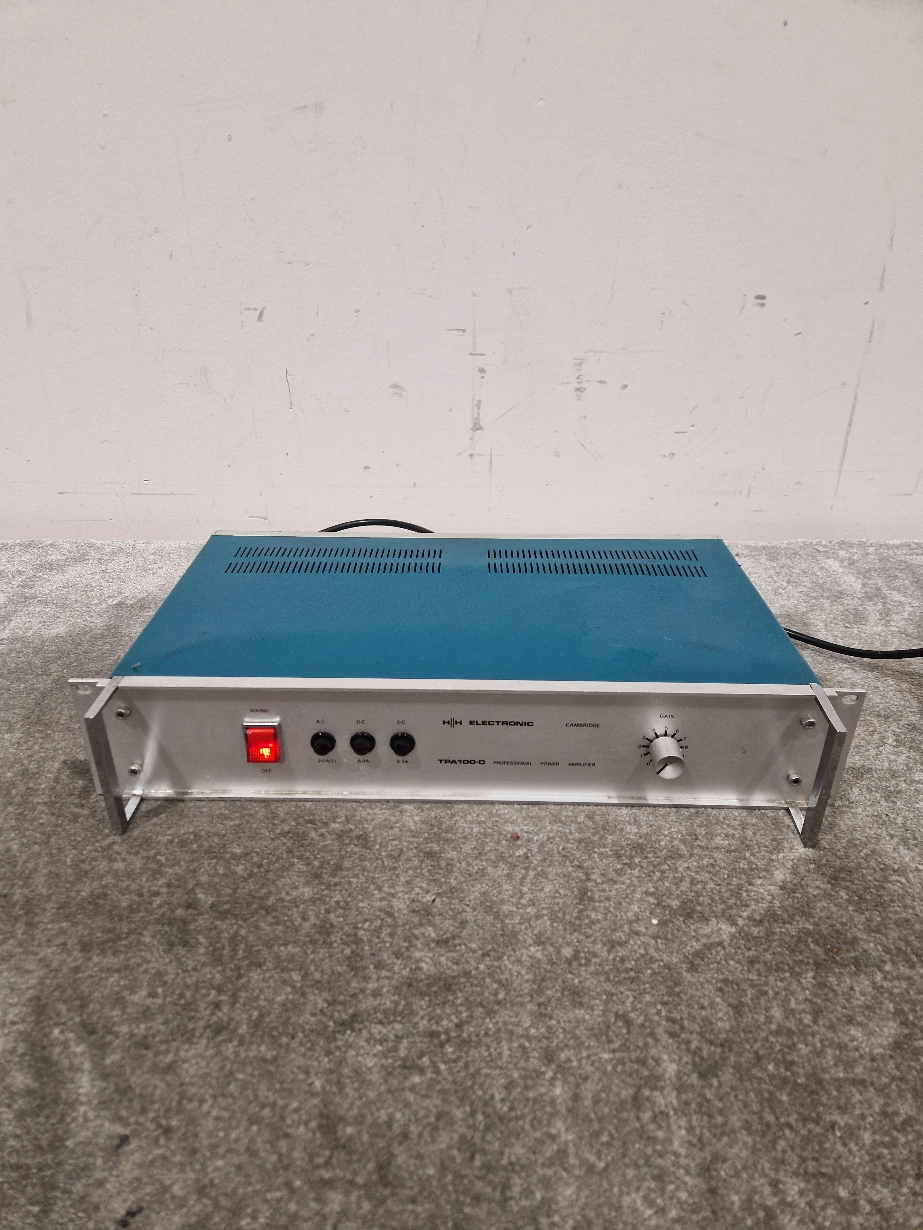 HH Electronics TPA-100D - Power Amplifier - Blue/Silver – Power Amplifier - Spares or Repair - Image 12