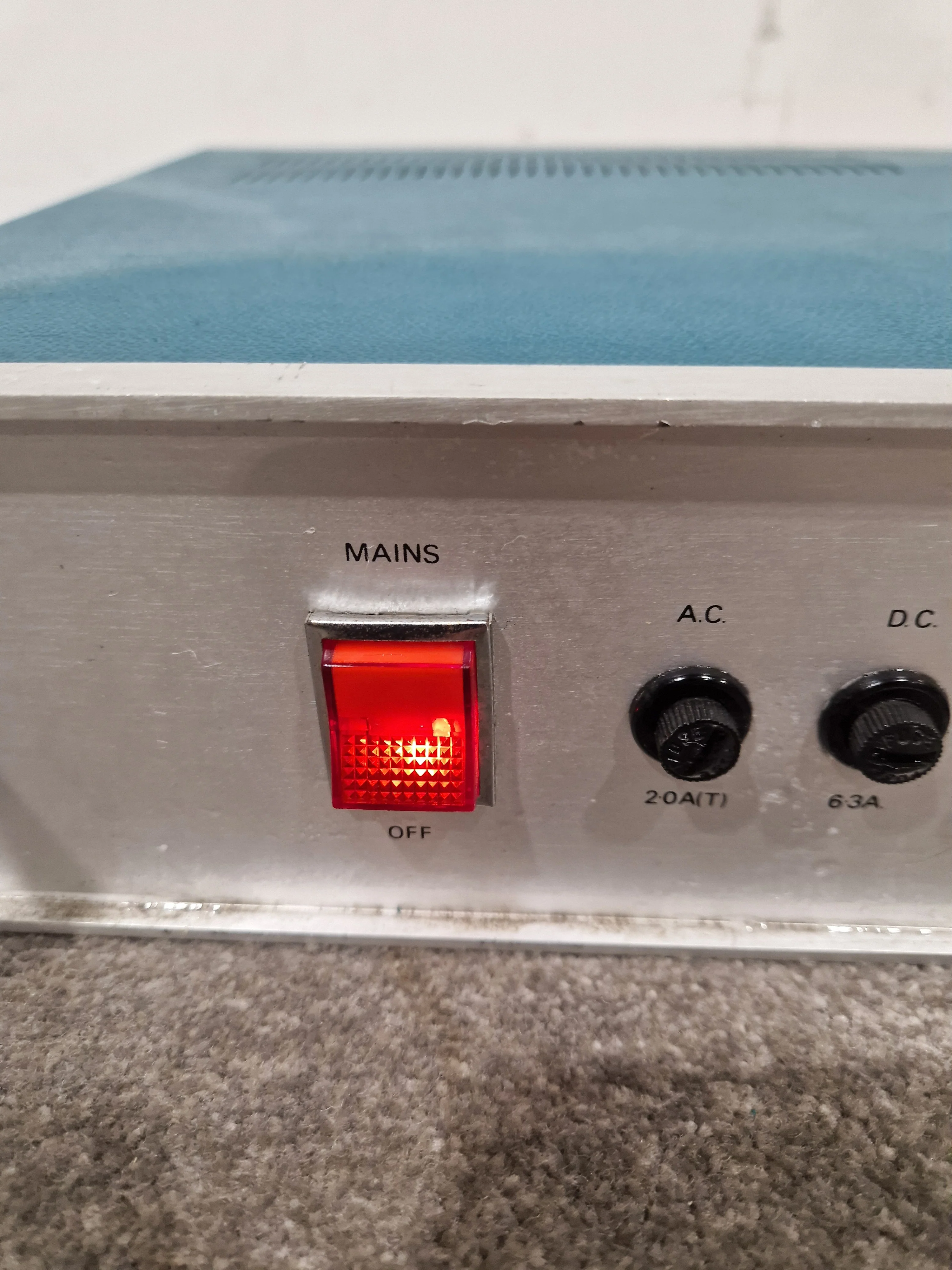 HH Electronics TPA-100D - Power Amplifier - Blue/Silver – Power Amplifier - Spares or Repair - Image 13