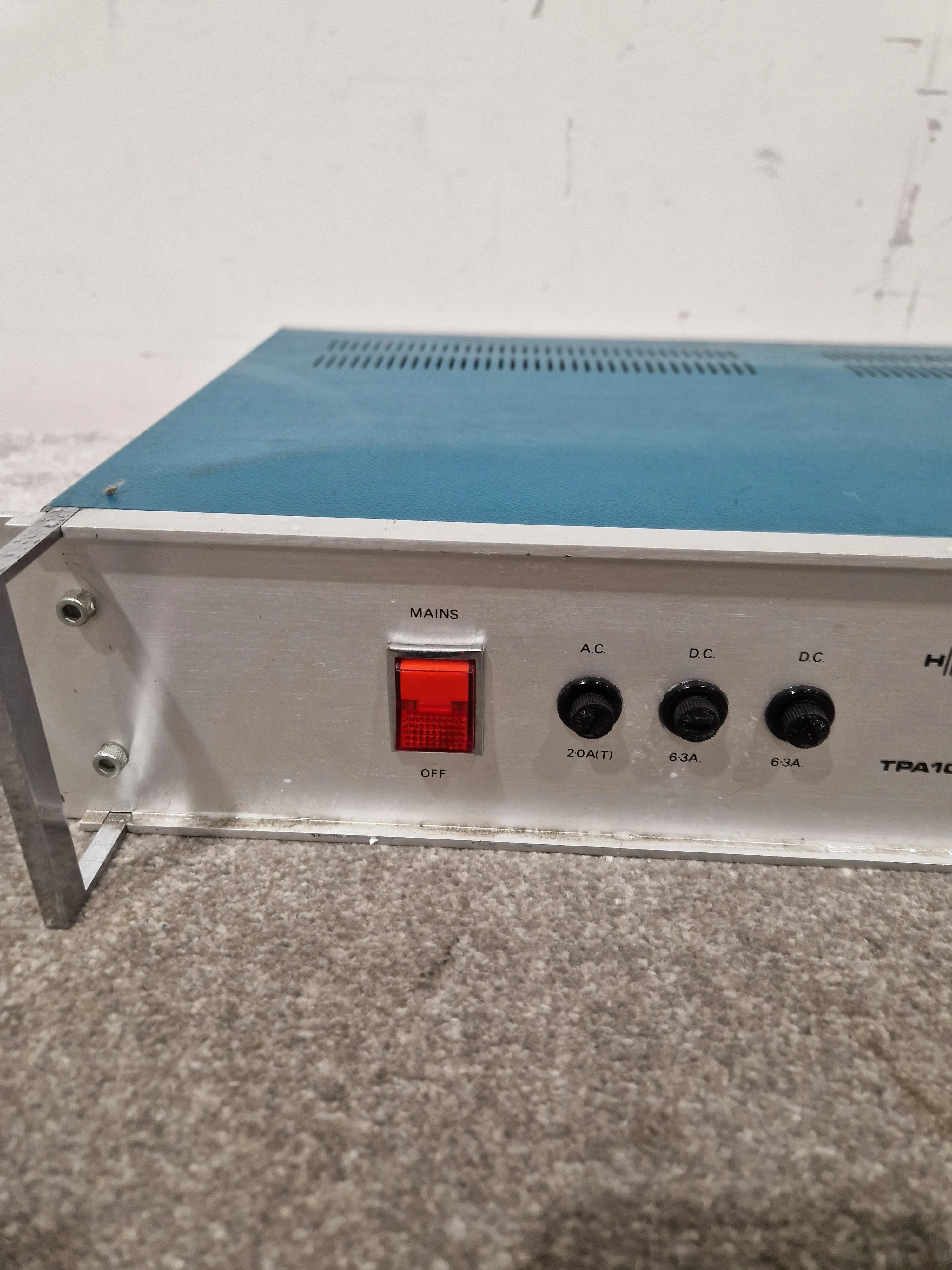 HH Electronics TPA-100D - Power Amplifier - Blue/Silver – Power Amplifier - Spares or Repair - Image 5