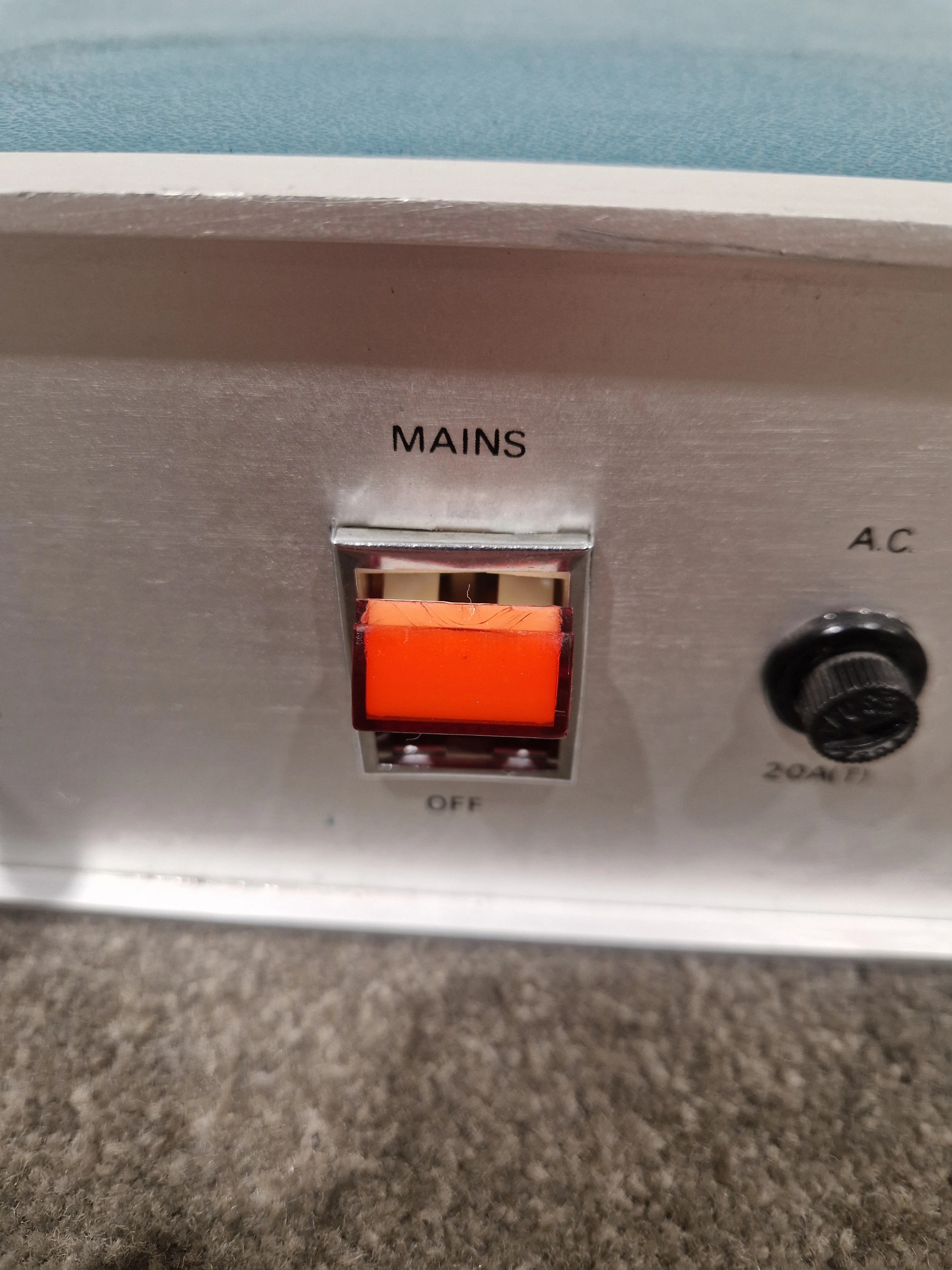 HH Electronics TPA-100D - Power Amplifier - Blue/Silver – Power Amplifier - Spares or Repair - Image 10