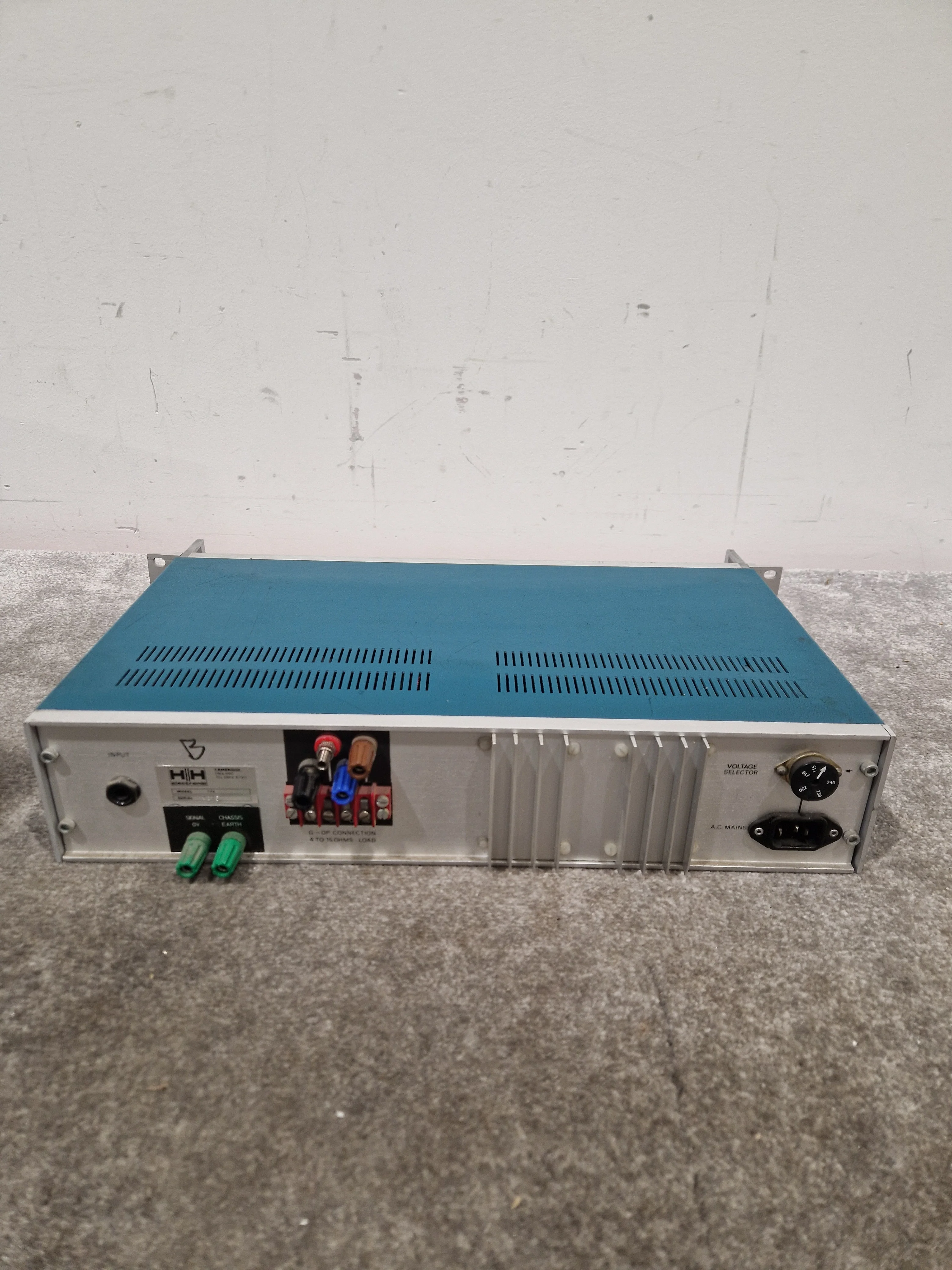 HH Electronics TPA-100D - Power Amplifier - Blue/Silver – Power Amplifier - Spares or Repair - Image 2