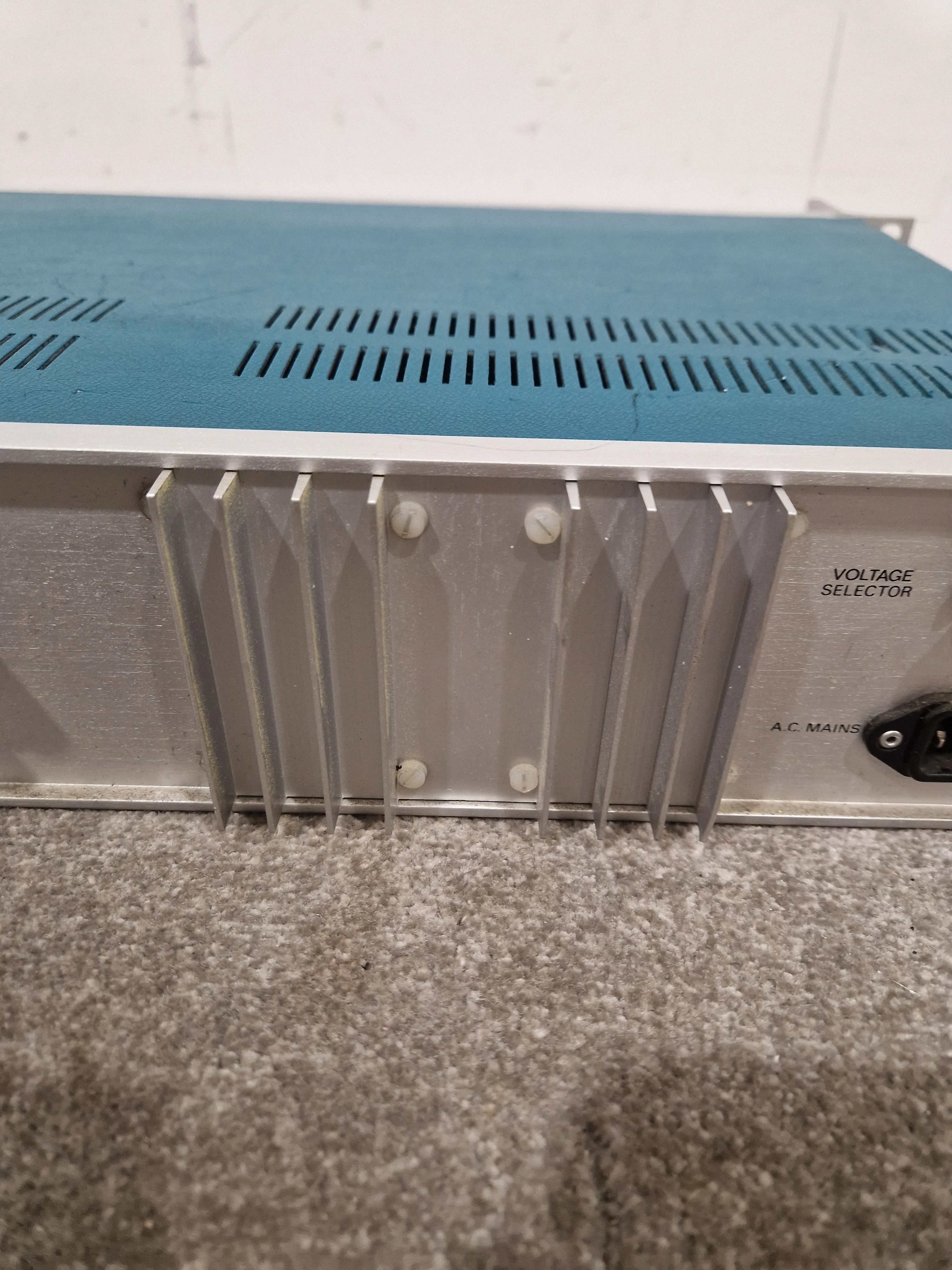 HH Electronics TPA-100D - Power Amplifier - Blue/Silver – Power Amplifier - Spares or Repair - Image 4