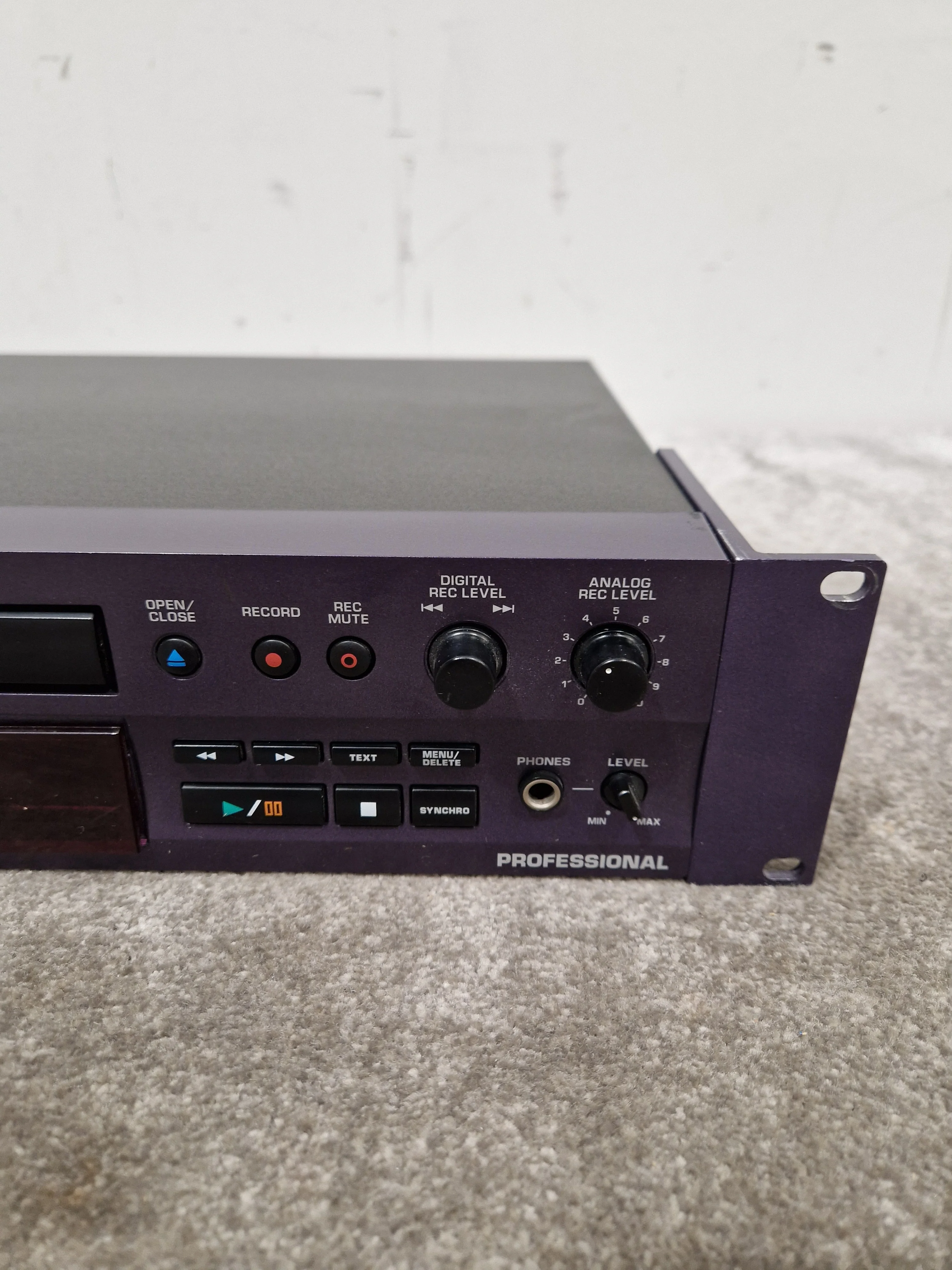 HHB BurnIT CDR-830 - Professional CD Recorder - Excellent w/ Power Supply & Remote - Image 2