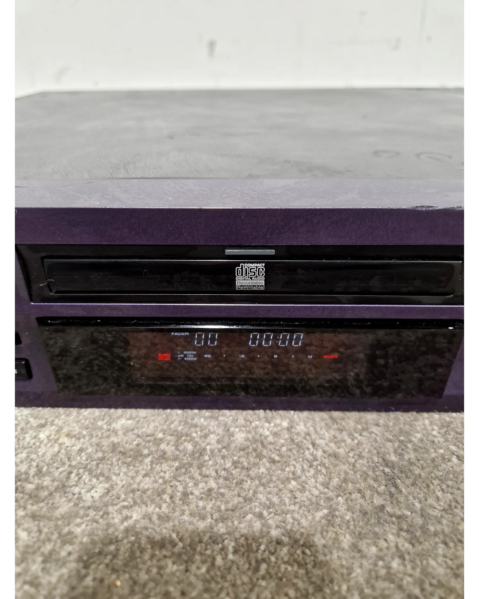 HHB CDR-850 - Compact Disc Recorder - Black - Spares or Repair - Image 3