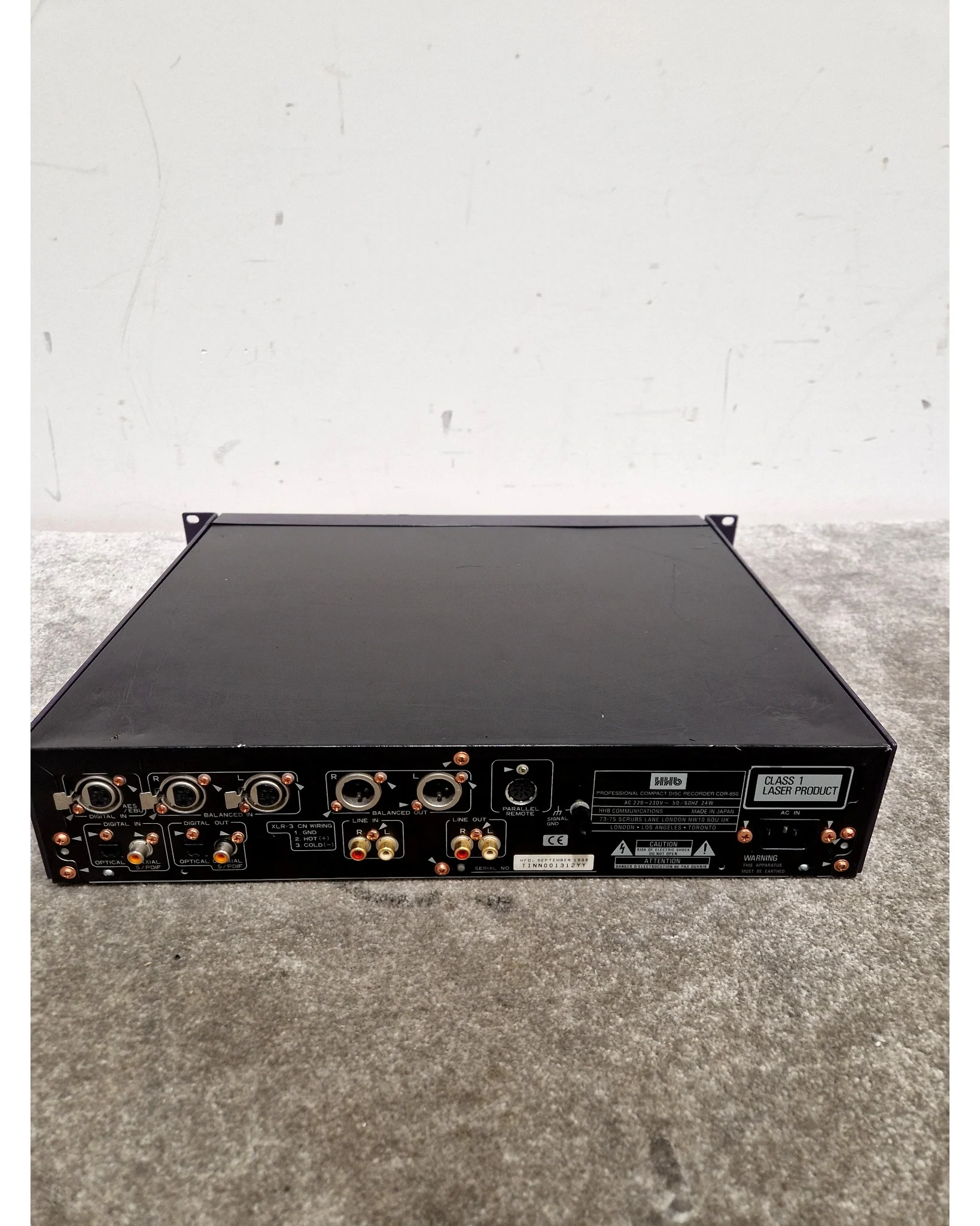HHB CDR-850 - Compact Disc Recorder - Black - Spares or Repair - Image 7