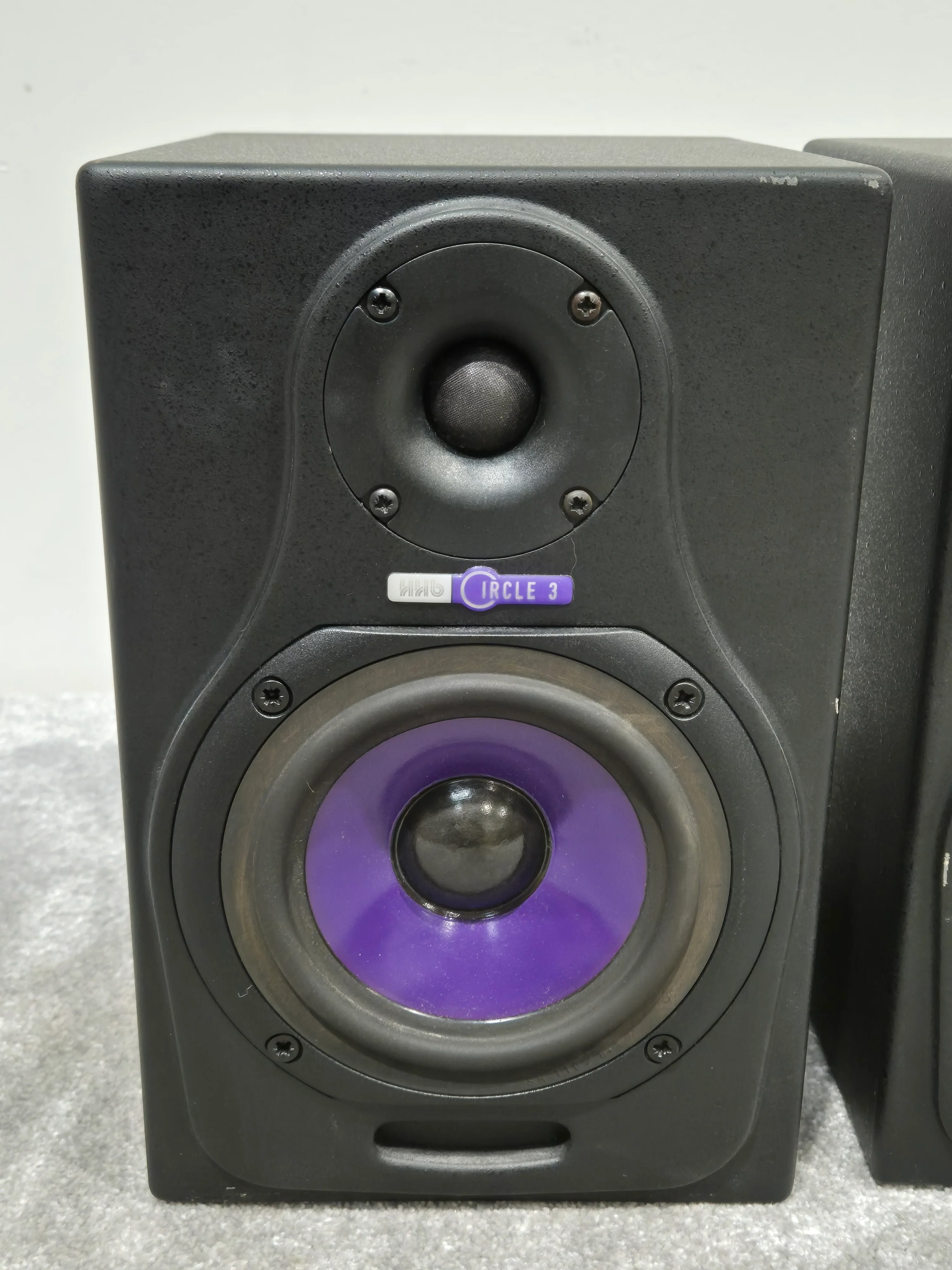 HHB Circle 3 - Passive Speaker Monitors (Pair) - Image 2