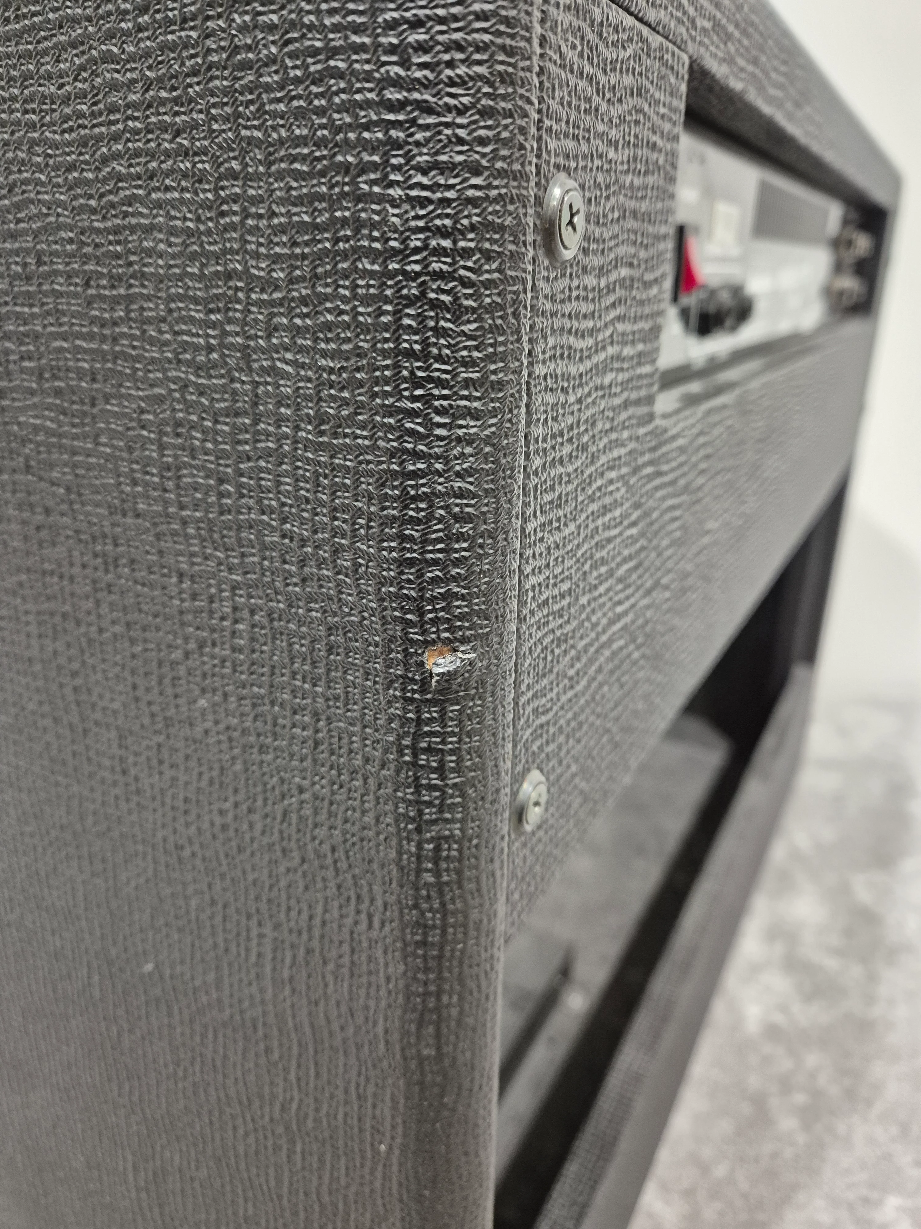 HIWATT Maxwatt G100R - Solid-State Combo Amplifier - Image 7