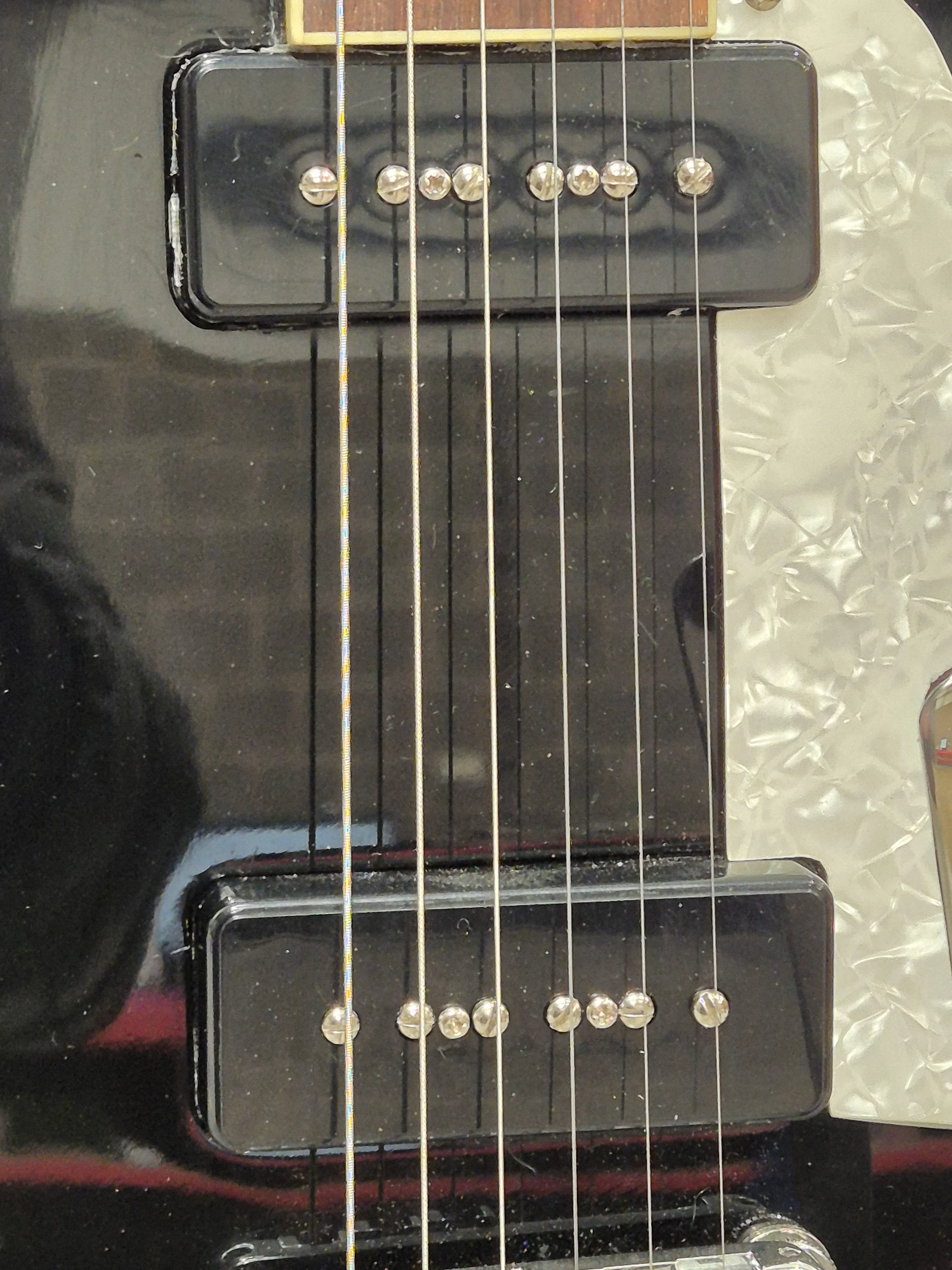 Hofner Six String Electric Guitar - Black P90s and Bigsby Tremolo - Excellent - Image 6