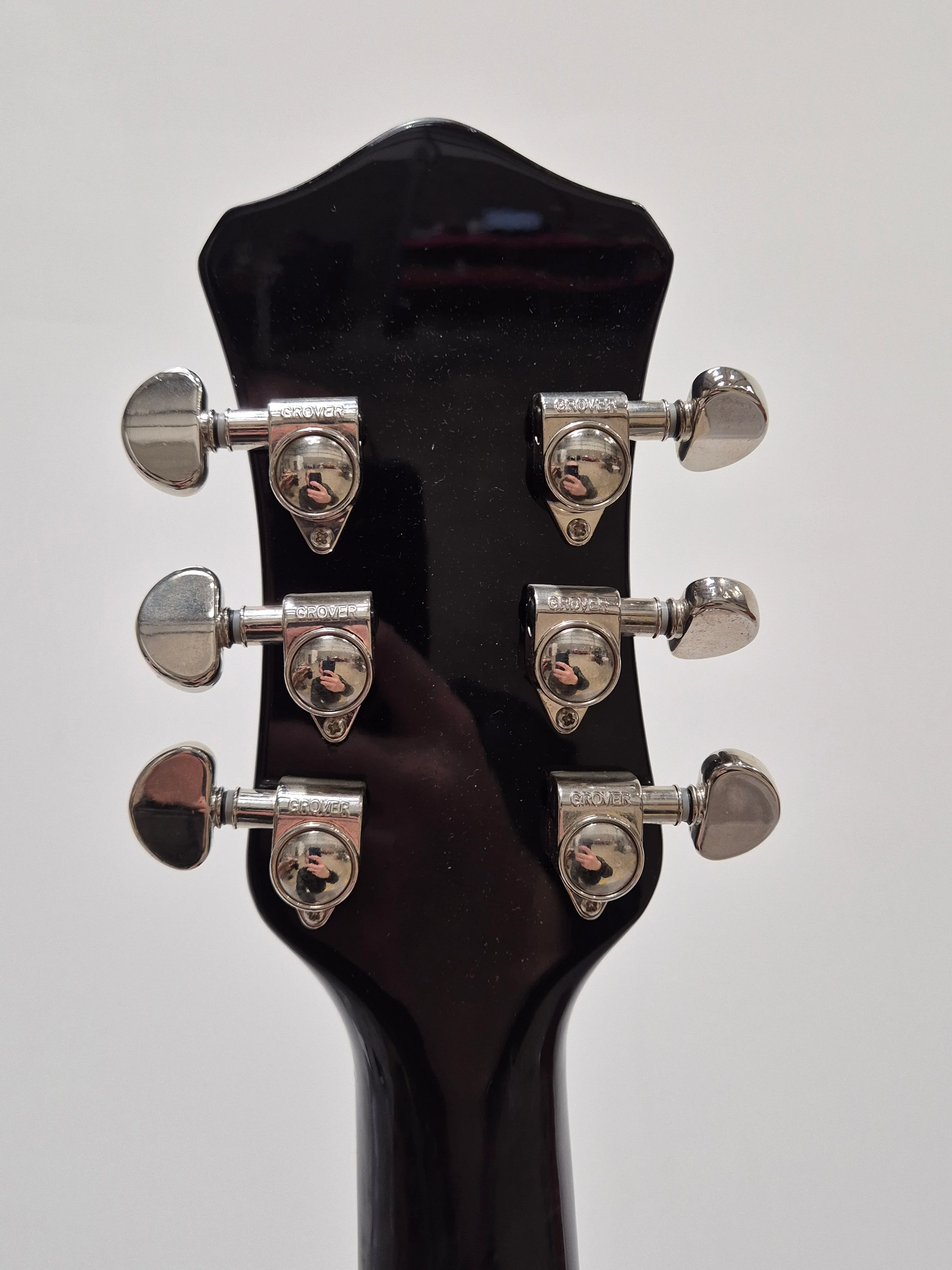 Hofner Six String Electric Guitar - Black P90s and Bigsby Tremolo - Excellent - Image 8