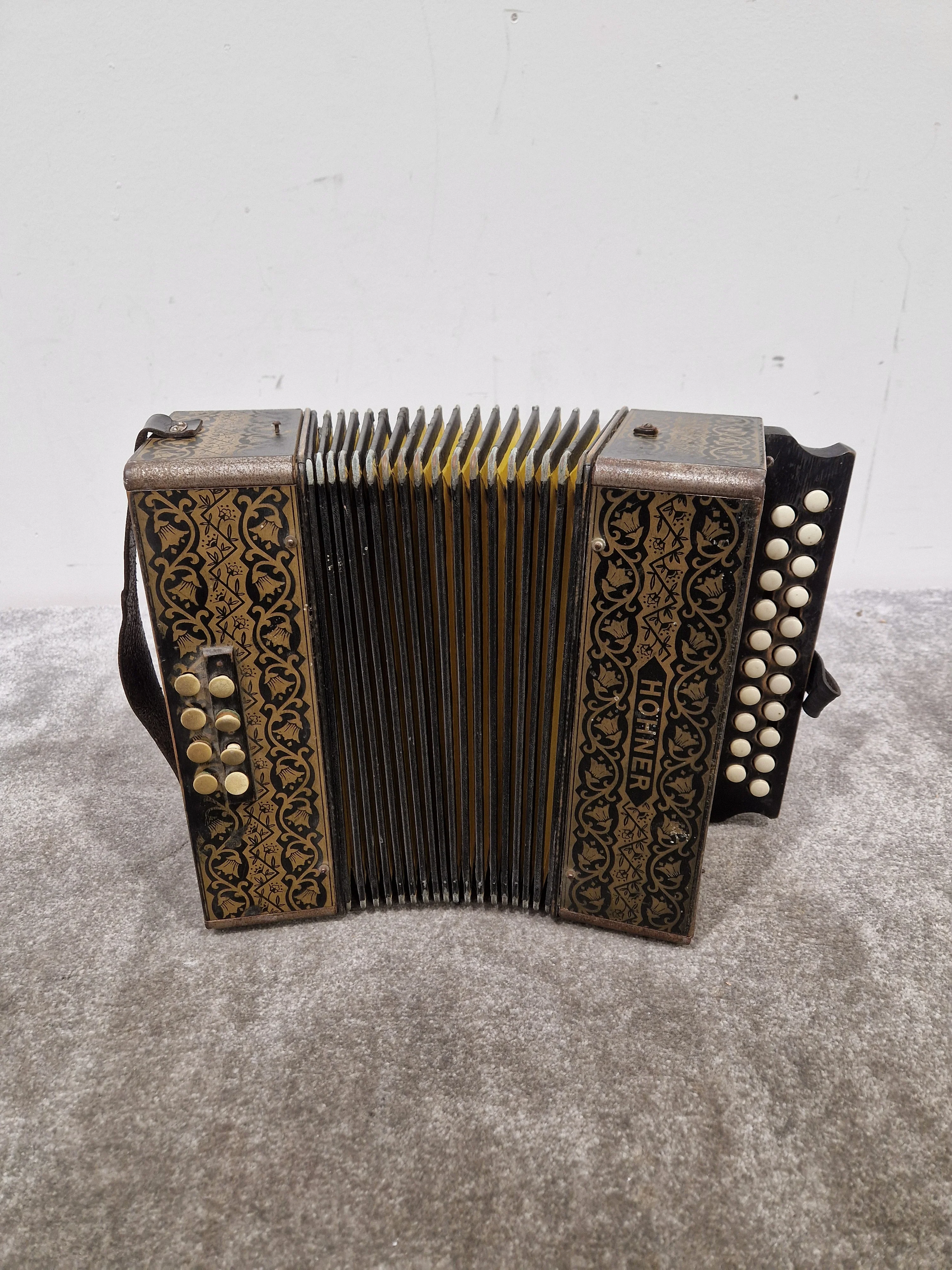 Hohner 2915 - Diatonic Accordion - Good - Image 9