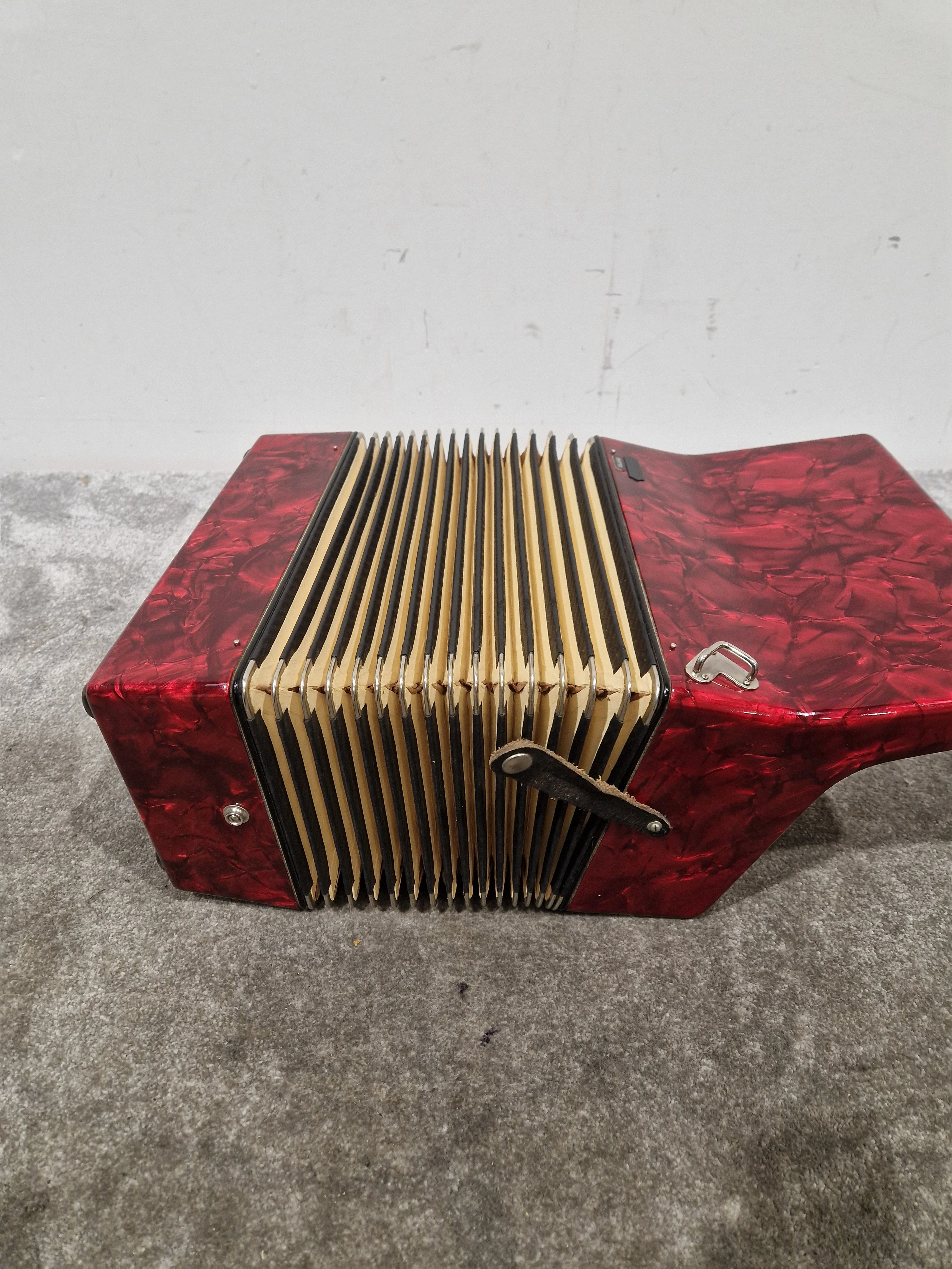 Hohner Bravo II-48 Bass - Compact Accordion Design - Excellent w/ Hard Case - Image 3