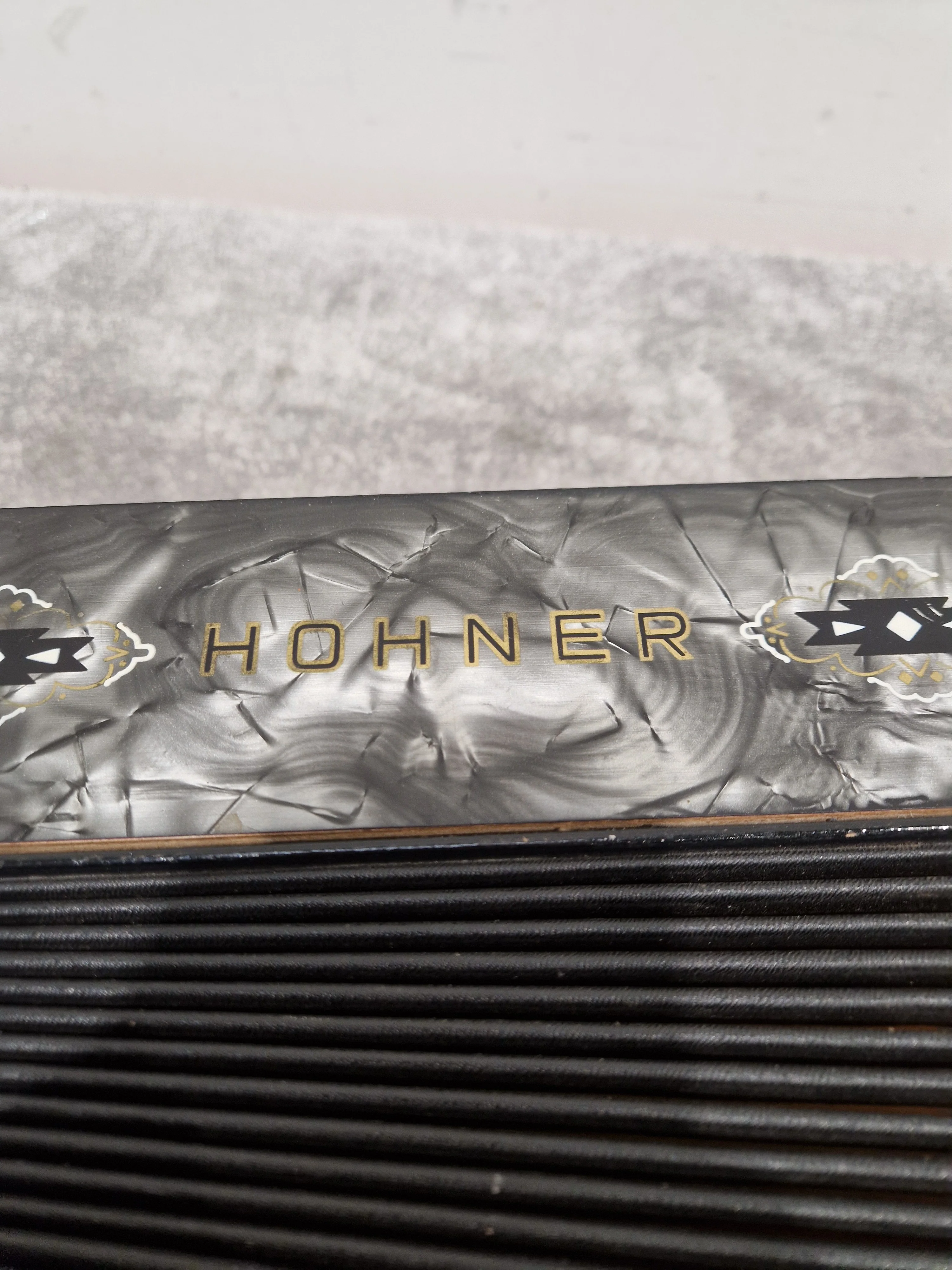 Hohner Club IIB Victoria - Diatonic Button Accordion - Pearl Celluloid - Fair - Image 11