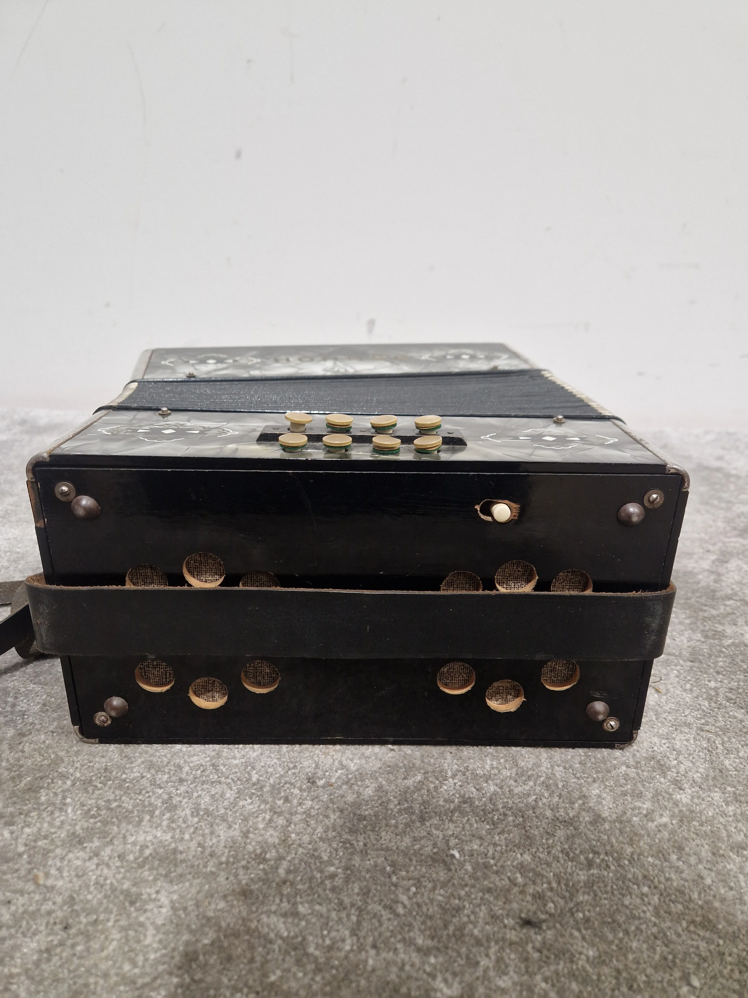 Hohner Club IIB Victoria - Diatonic Button Accordion - Pearl Celluloid - Fair - Image 5