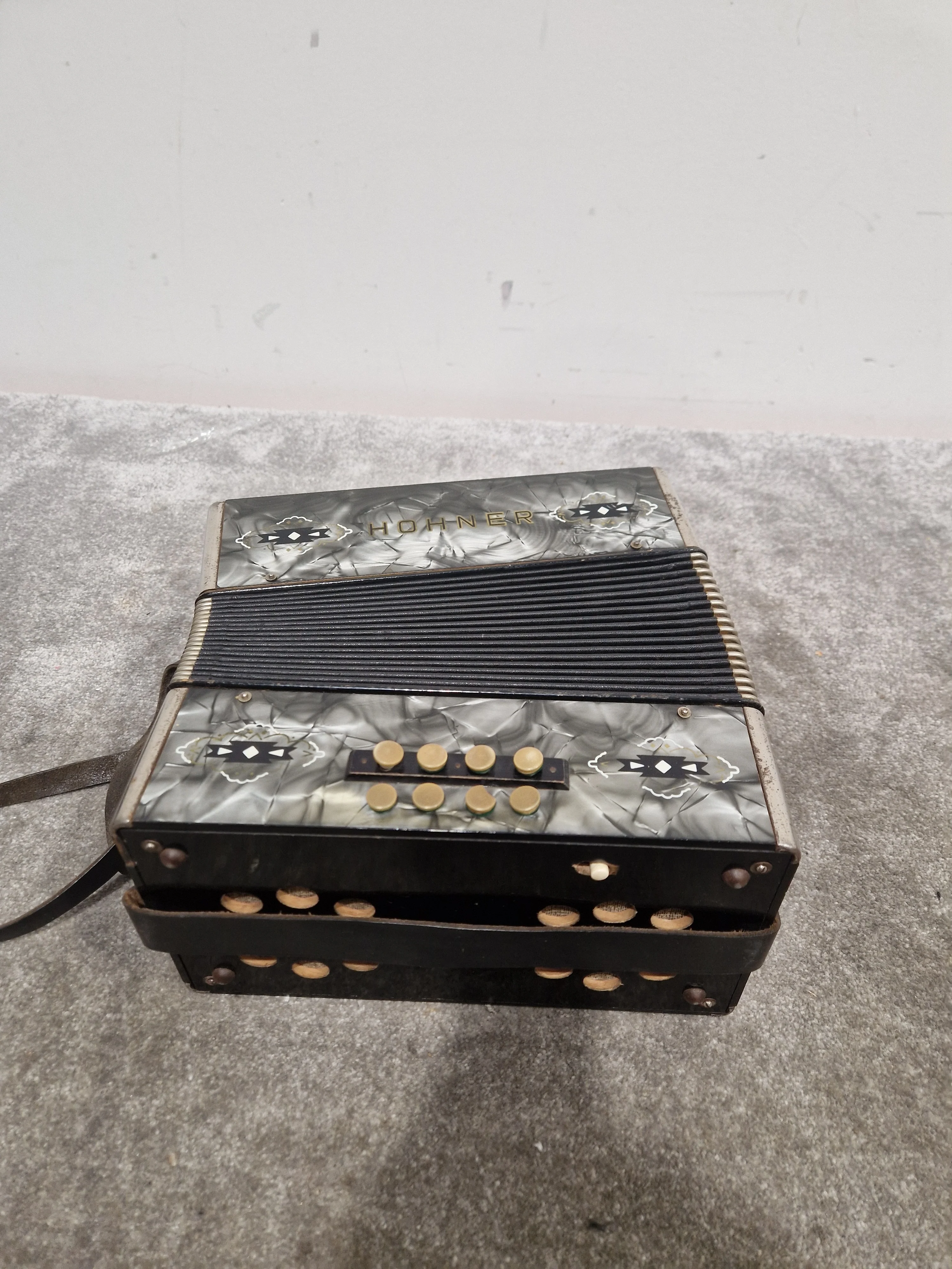 Hohner Club IIB Victoria - Diatonic Button Accordion - Pearl Celluloid - Fair - Image 9