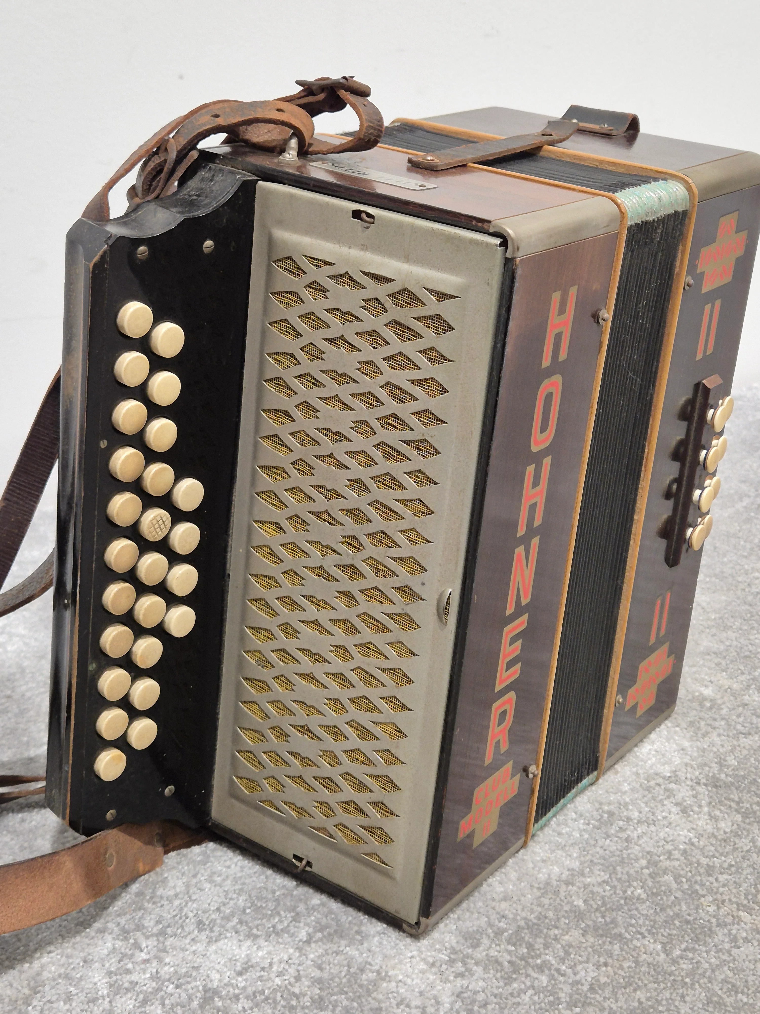 Hohner Club Model 2 Accordion - Image 4