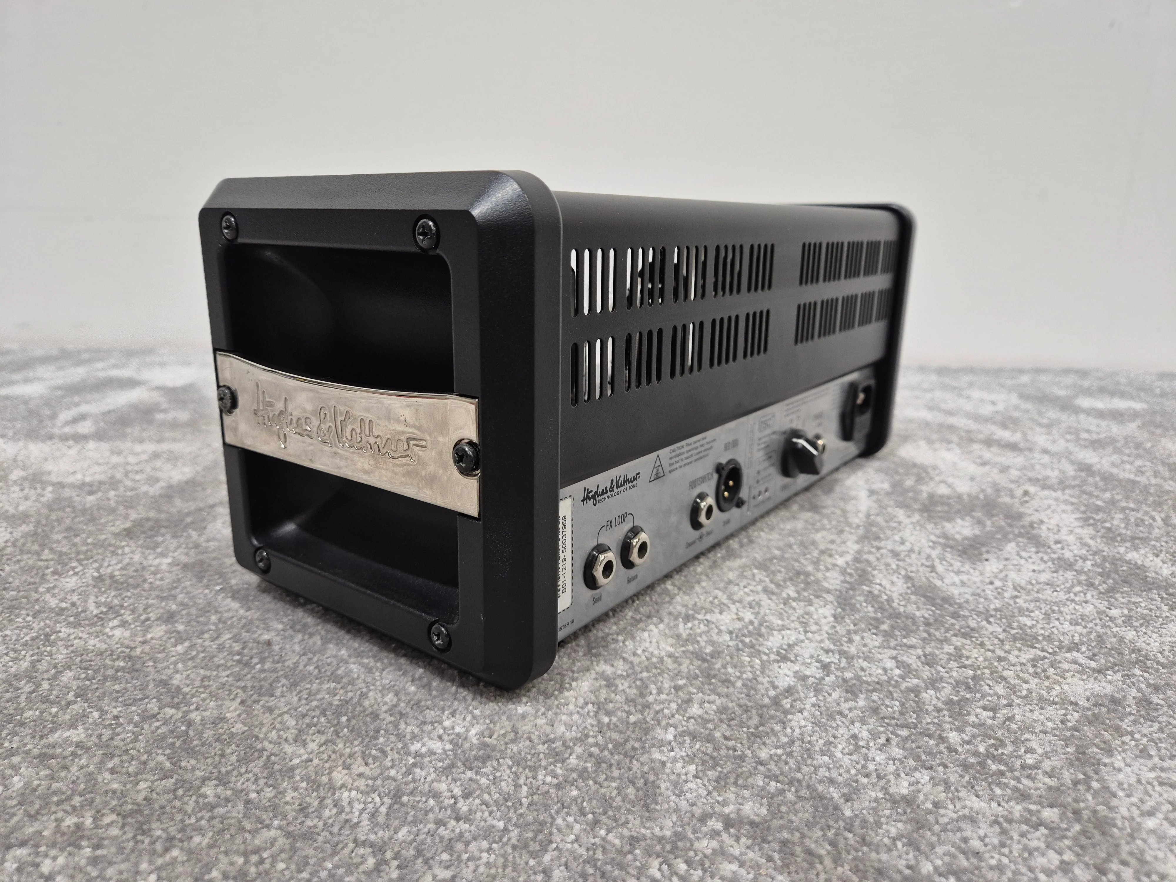 Hughes & Kettner TubeMeister 18 - 18-watt Guitar Amplifier Head - Image 9