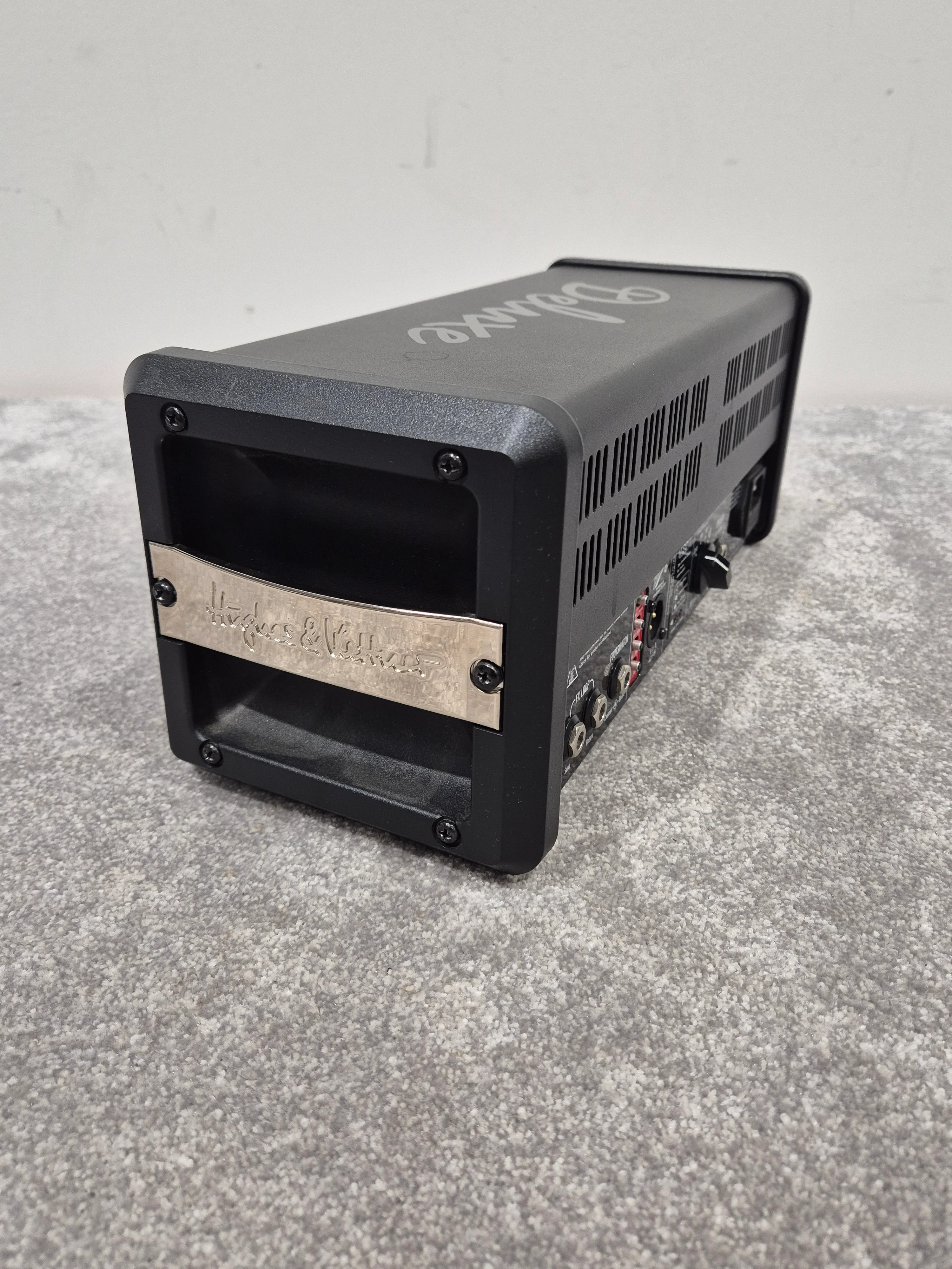 Hughes & Kettner Tubemeister 20 Guitar Amp w/ FS-2 Footswitch and TM112 Speaker Cab - Image 7