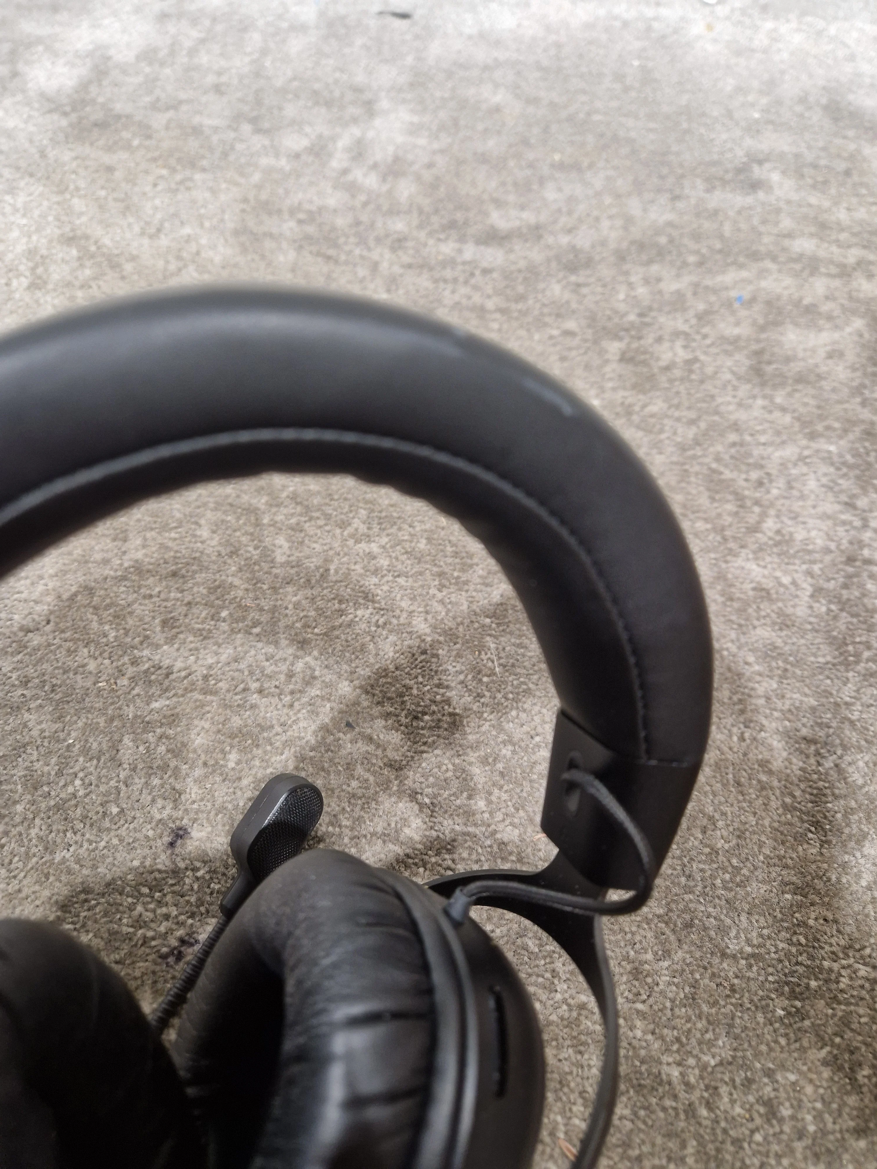 HyperX Cloud III Wireless - Gaming Headphones - Black - Excellent w/ USB Connector - Image 14