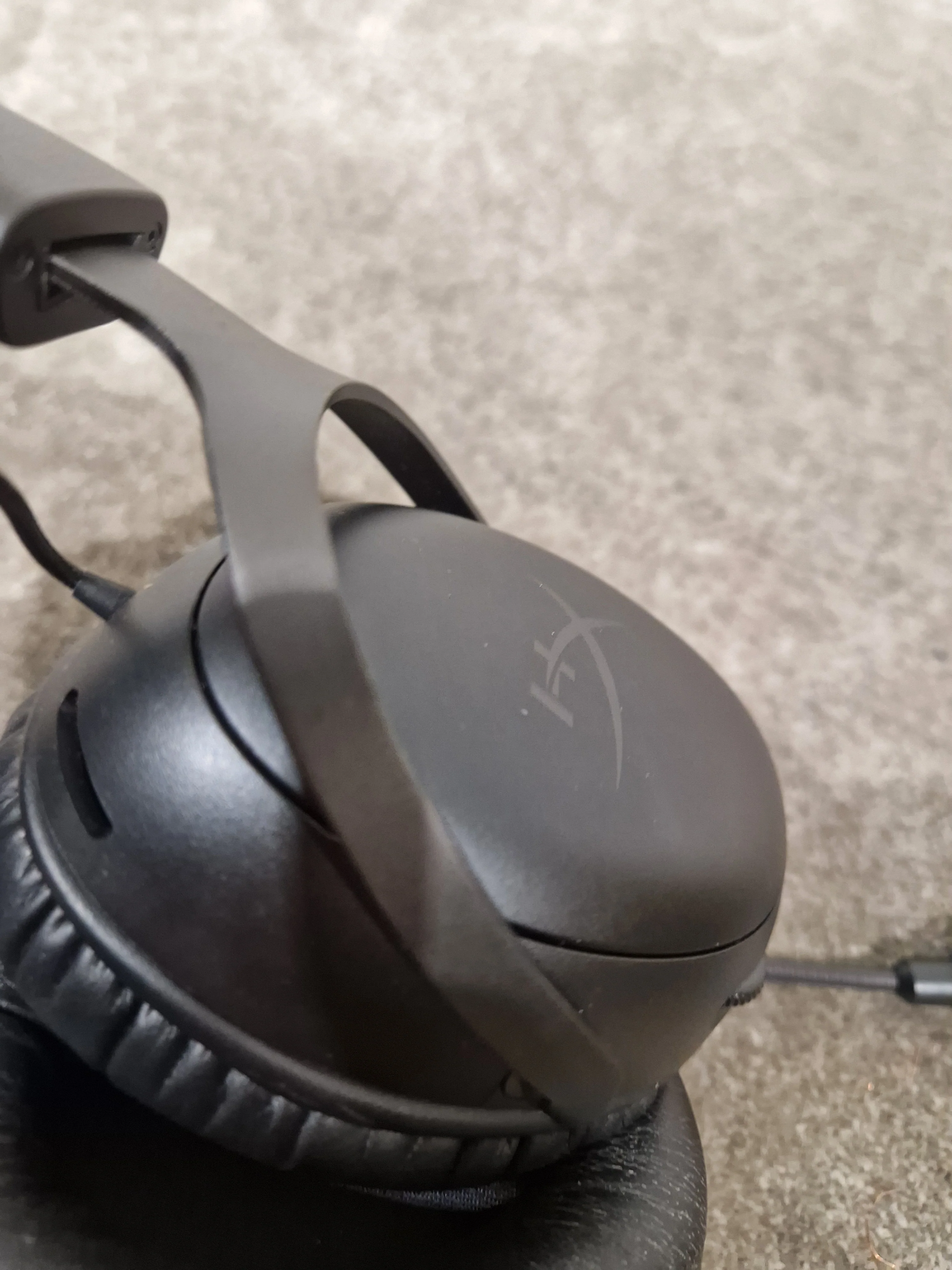 HyperX Cloud III Wireless - Gaming Headphones - Black - Excellent w/ USB Connector - Image 8