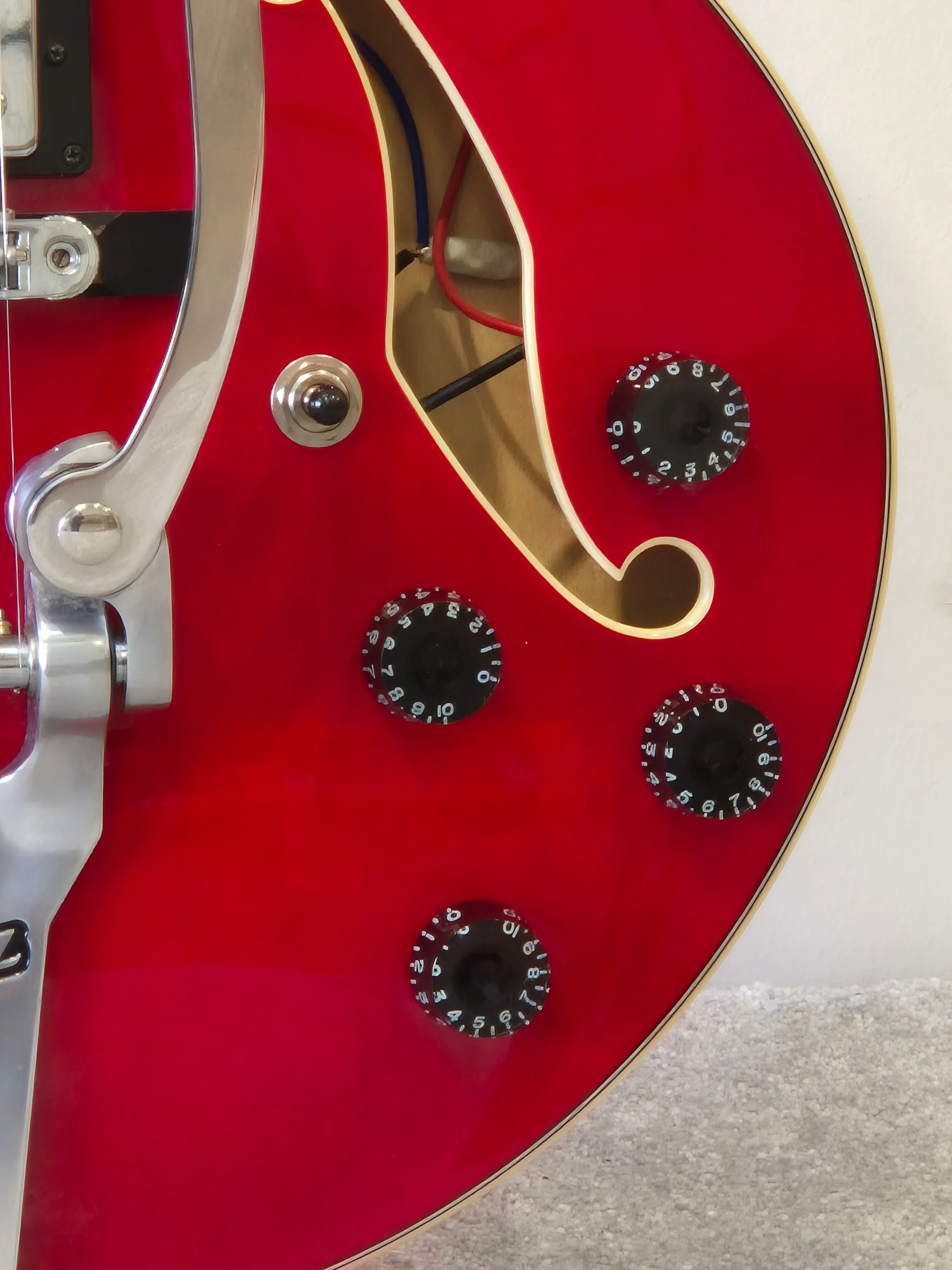 Ibanez Artcore AFS75T - Semi-Hollow Body Electric Guitar - Cherry Red - Image 4