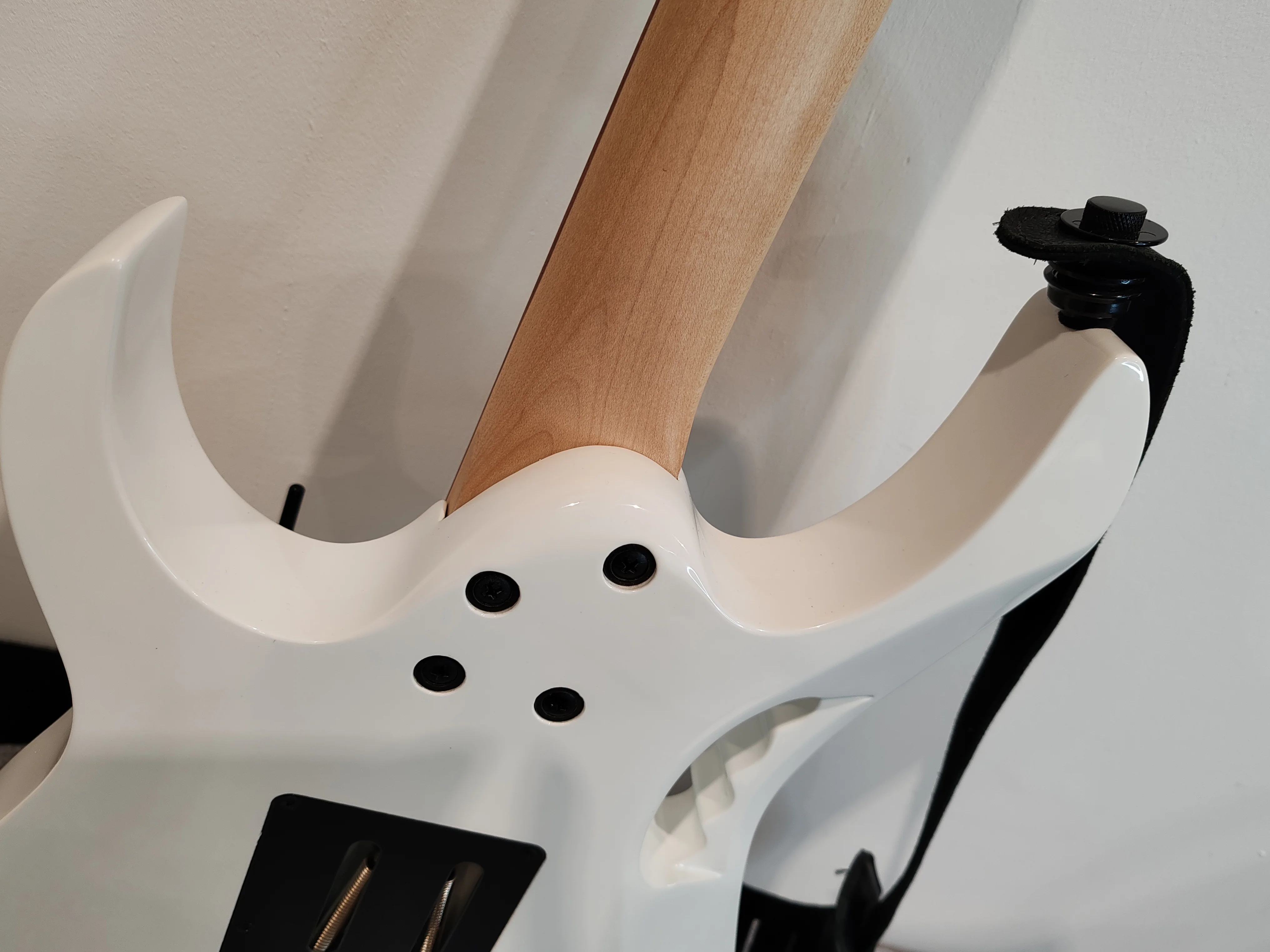 Ibanez Jem Jr Electric Guitar - White - Double Locking Trem - Image 8