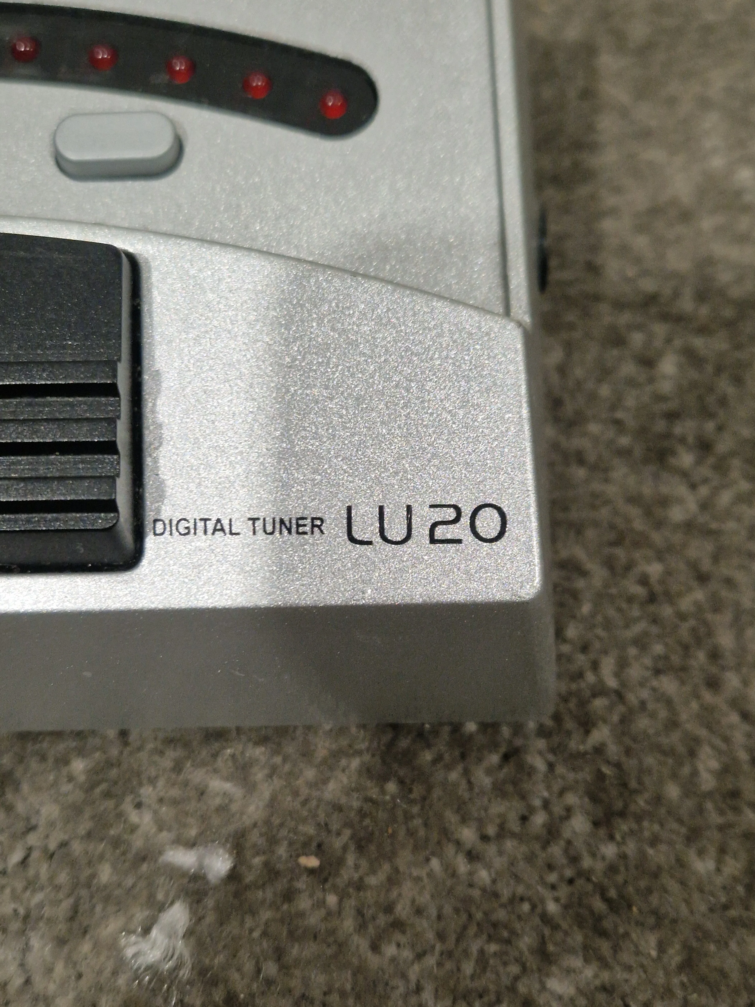 Ibanez LU20 - Digital Tuner - Silver - Excellent - Image 3