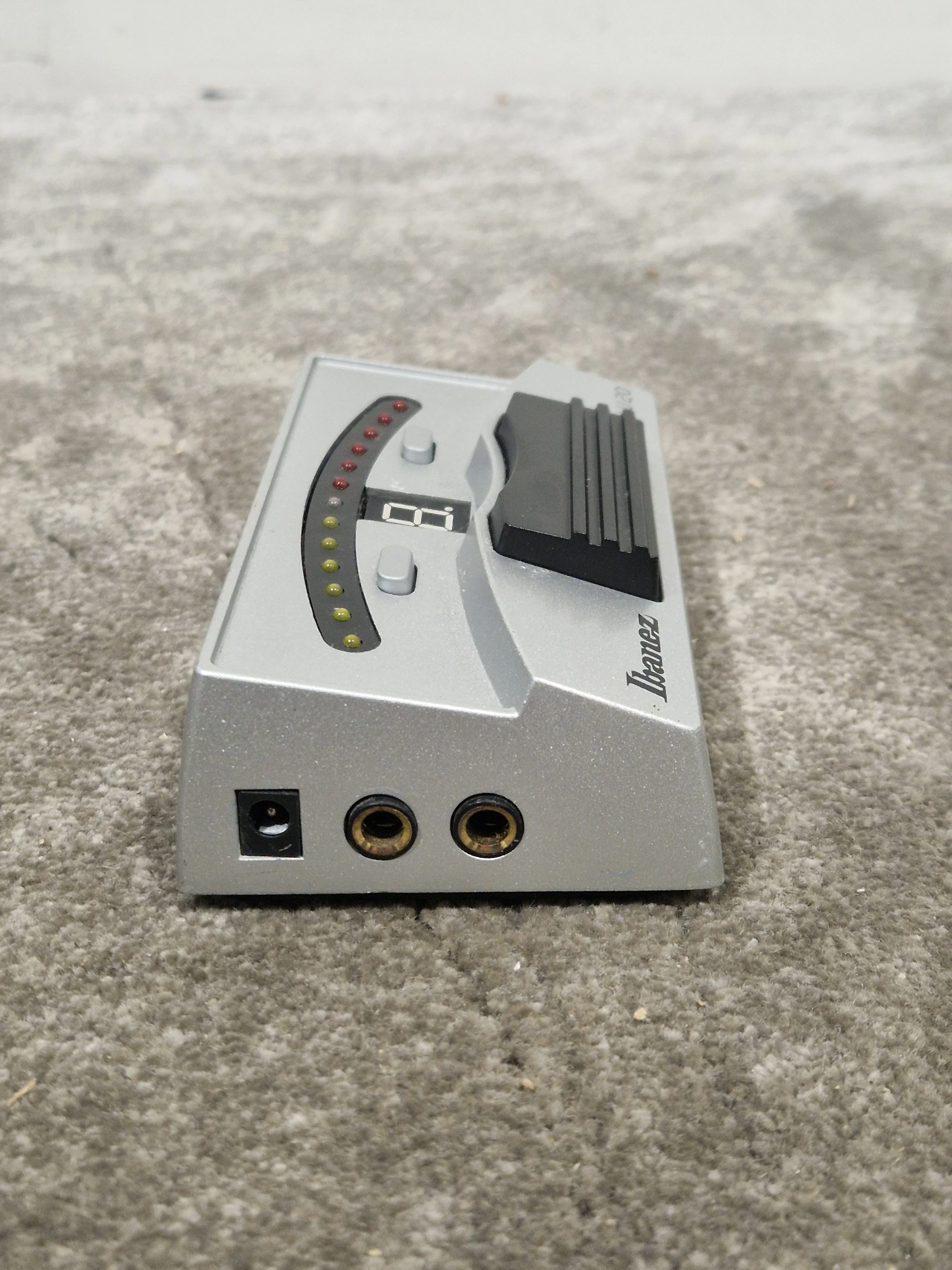 Ibanez LU20 - Digital Tuner - Silver - Excellent - Image 9