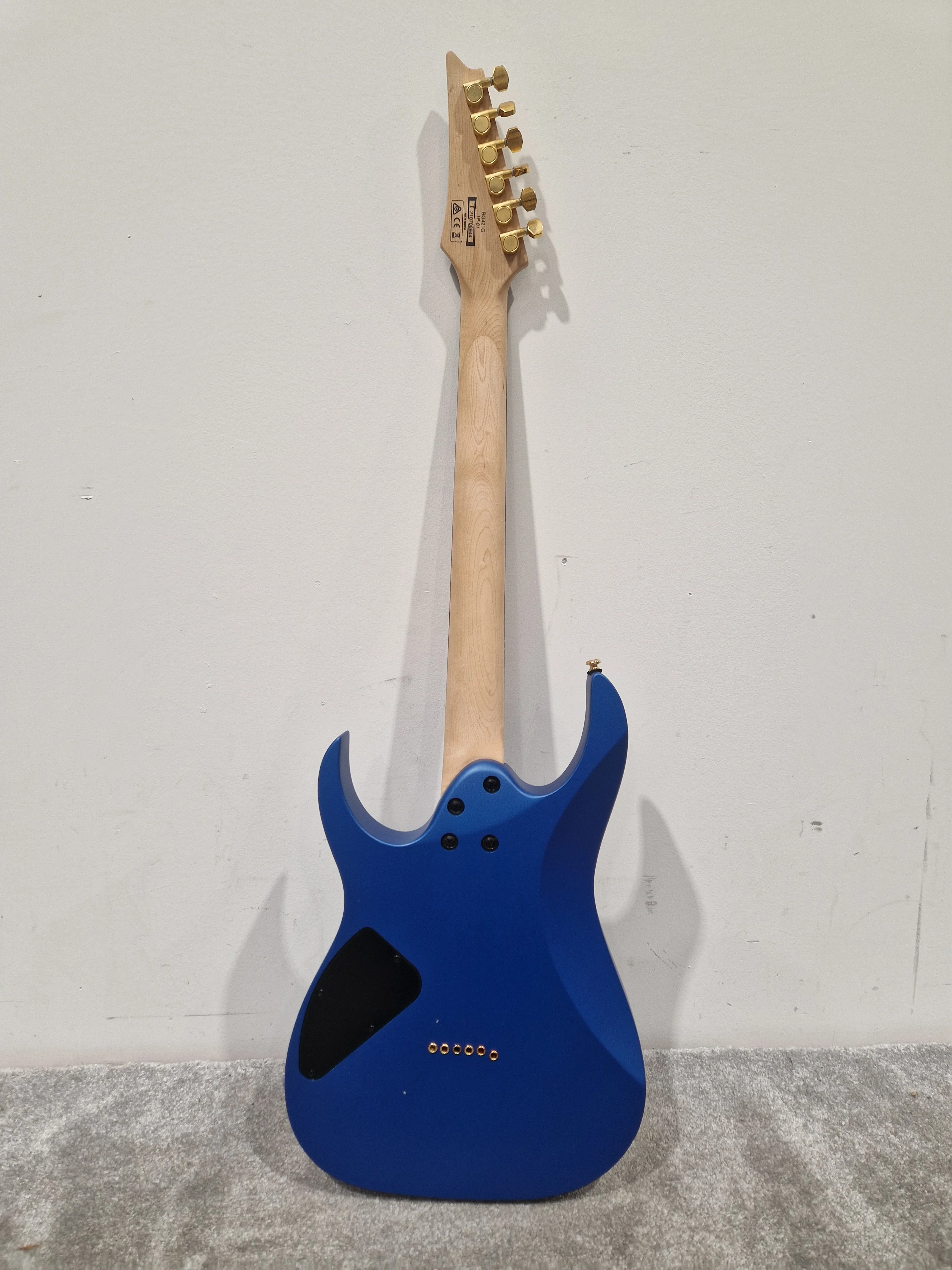 Ibanez RG421G LBM - Solid Body Electric Guitar - Excellent w/ Original Box - Image 9