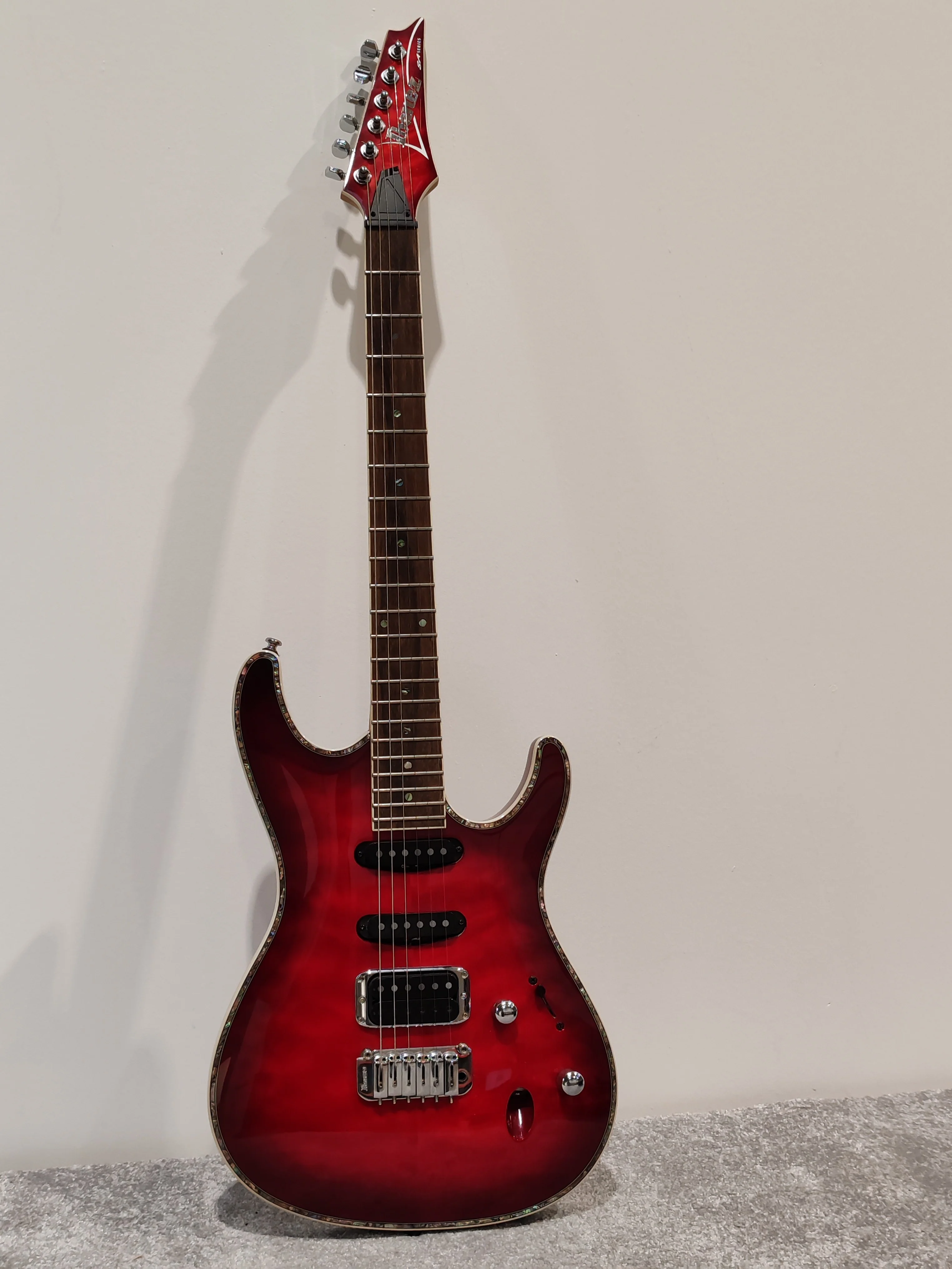 Ibanez SA360QM Electric Guitar - Red - With Hard Case - Image 3