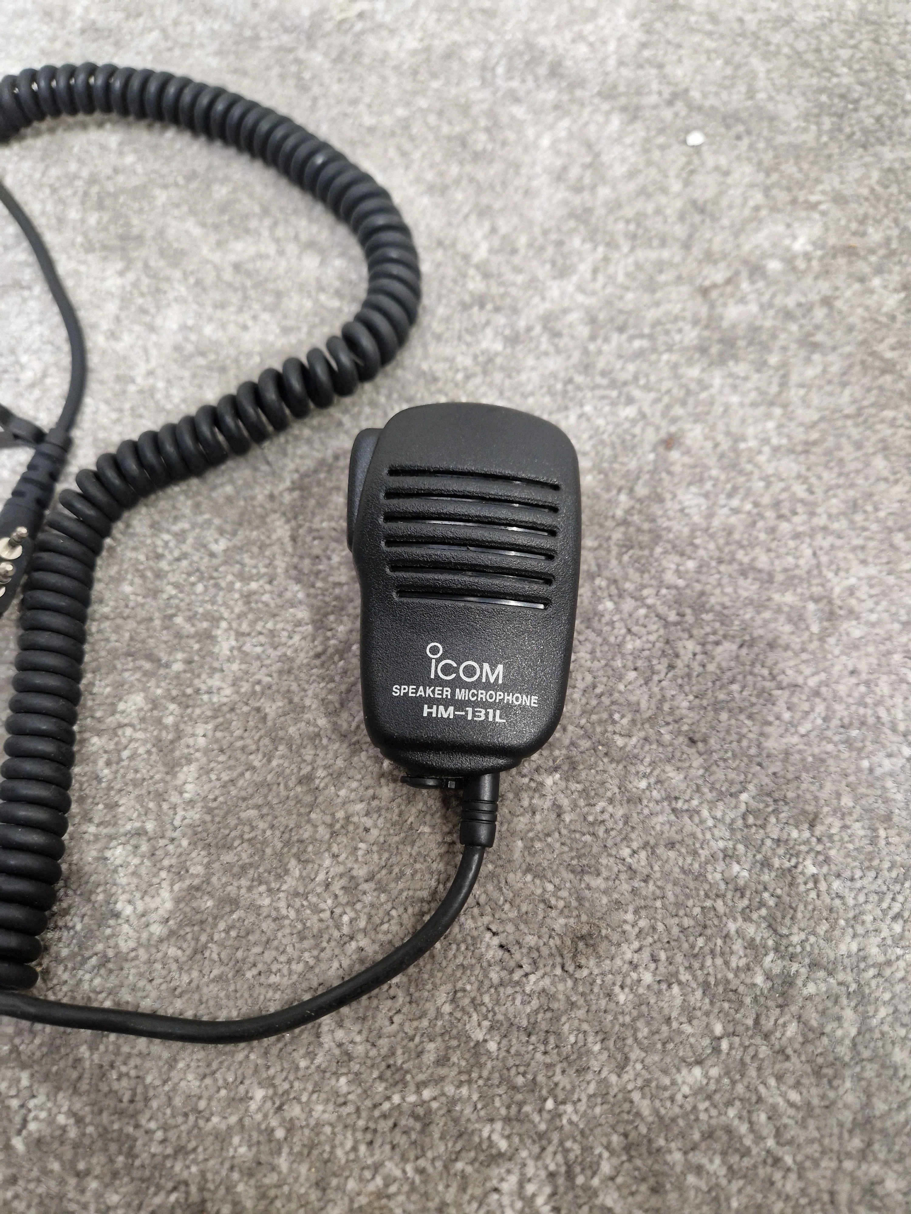 Icom HM-131L Speaker Microphone - Durable Design - Excellent - Image 3
