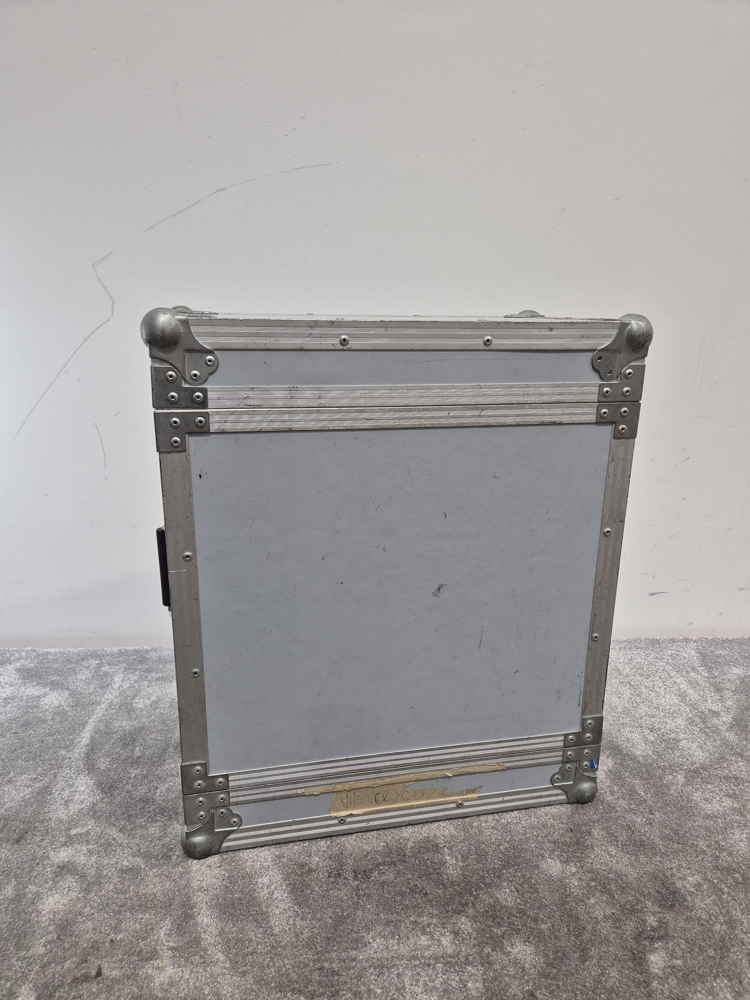 Idex 6U Flight Case - Heavy-Duty Protection, 42x48x27 Internal Dimensions - Good - Image 2