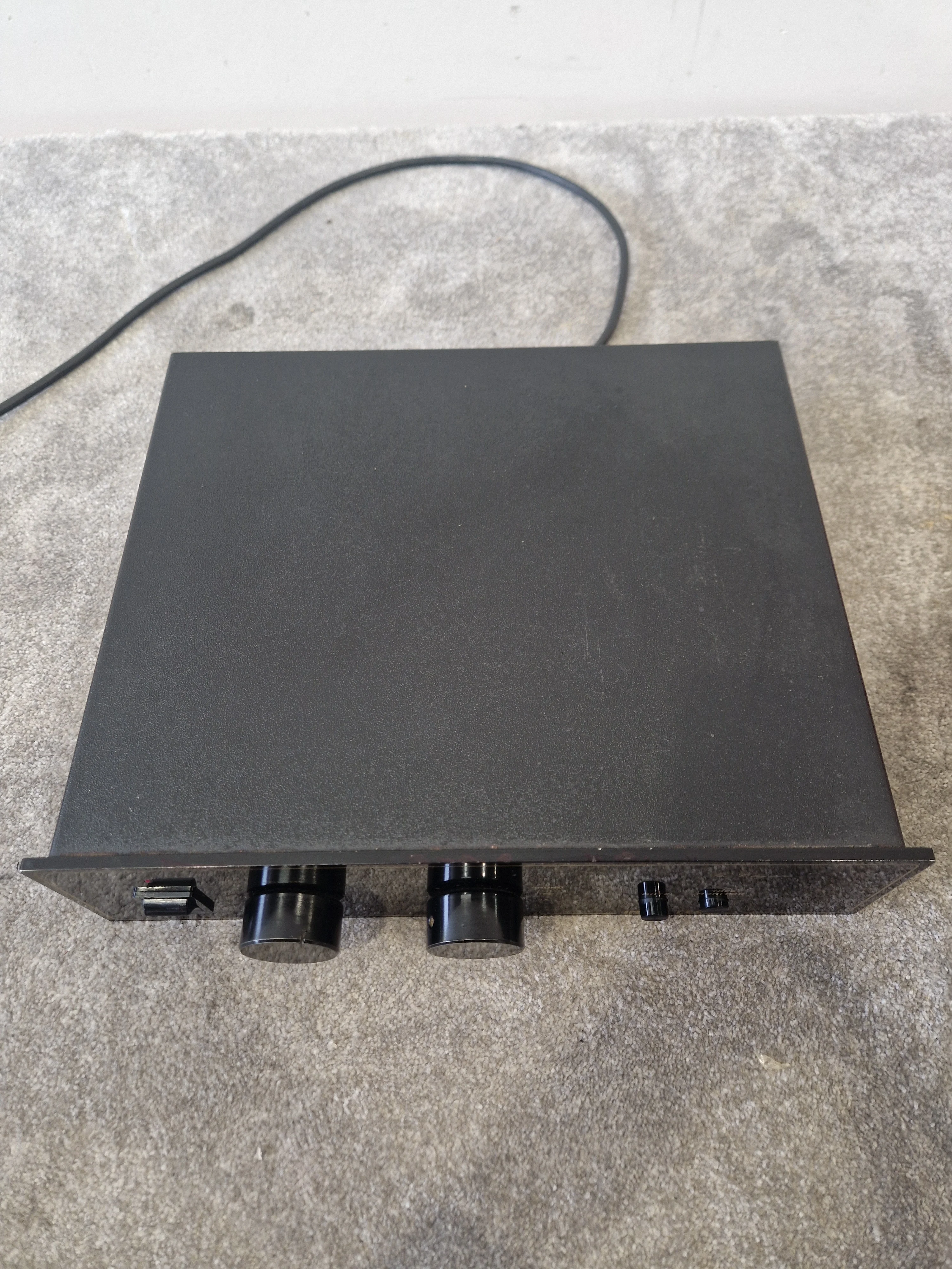 Inca Tech The Claymore Integrated Amplifier – Very Good - Image 5