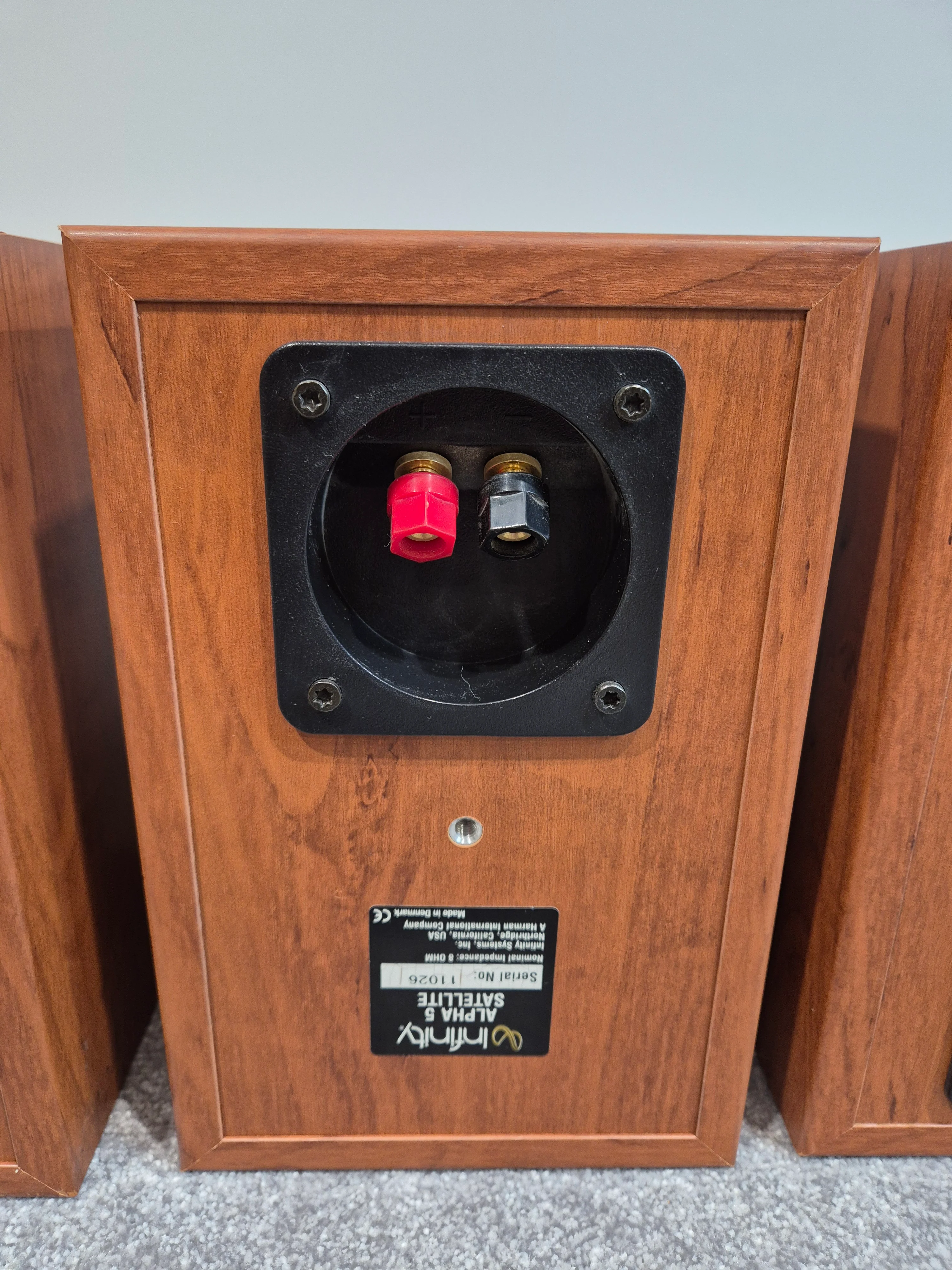 Infinity Alpha 5 – Single Bookshelf Speaker – Very Good - Image 9