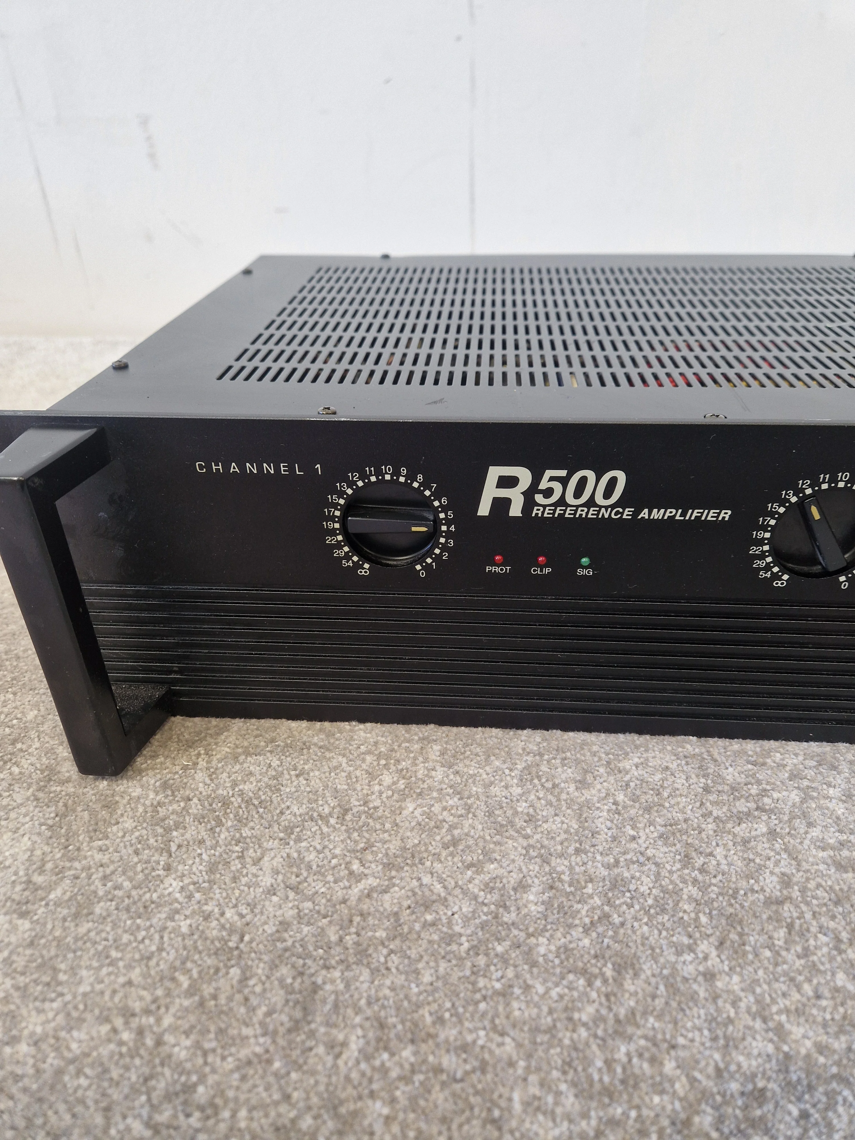 Inter-M R-500 – 2-Channel Reference Amplifier – 500W Output – Good - Image 11