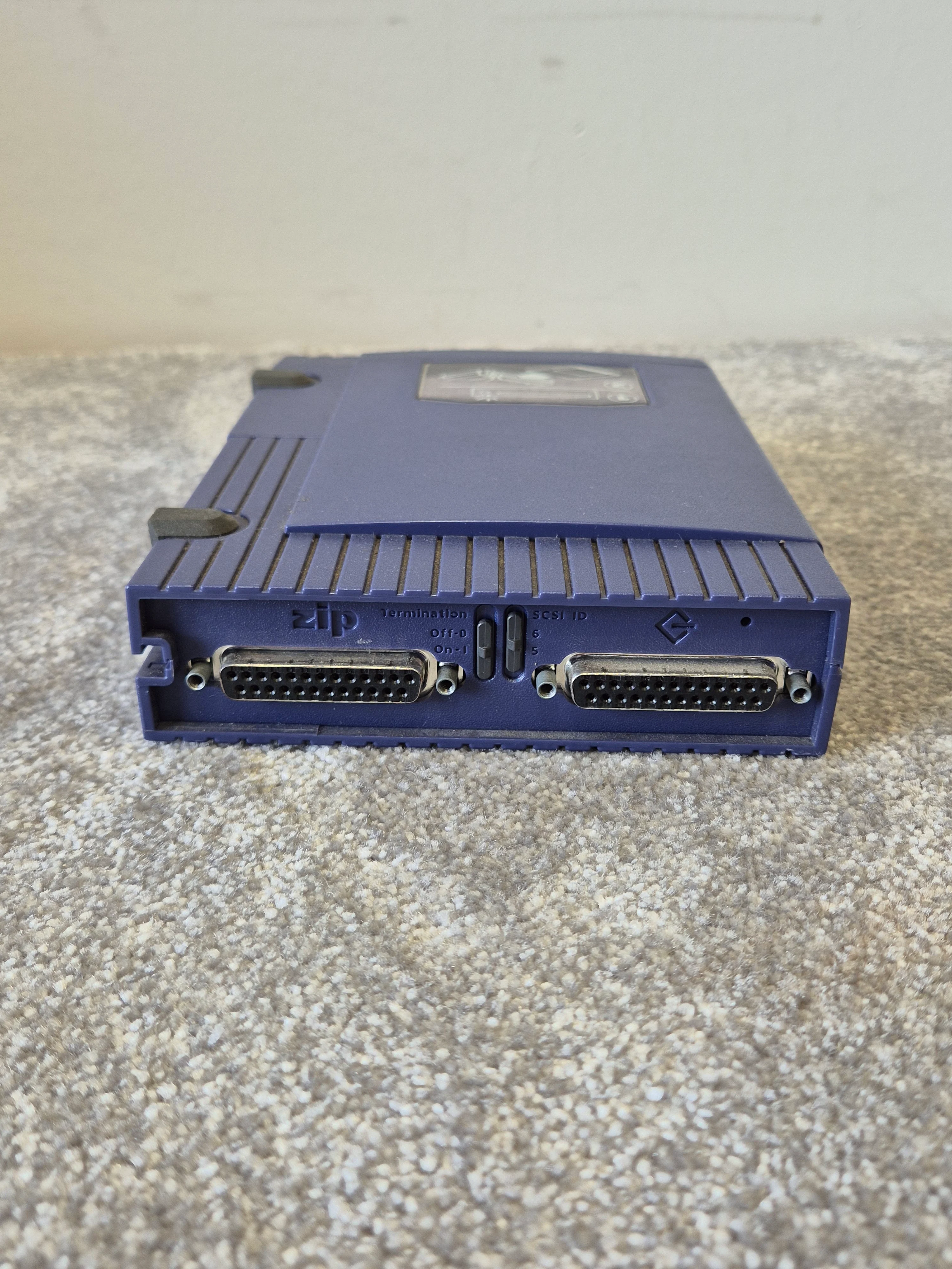Iomega Zip 100 - Removable Floppy Disk - Image 3