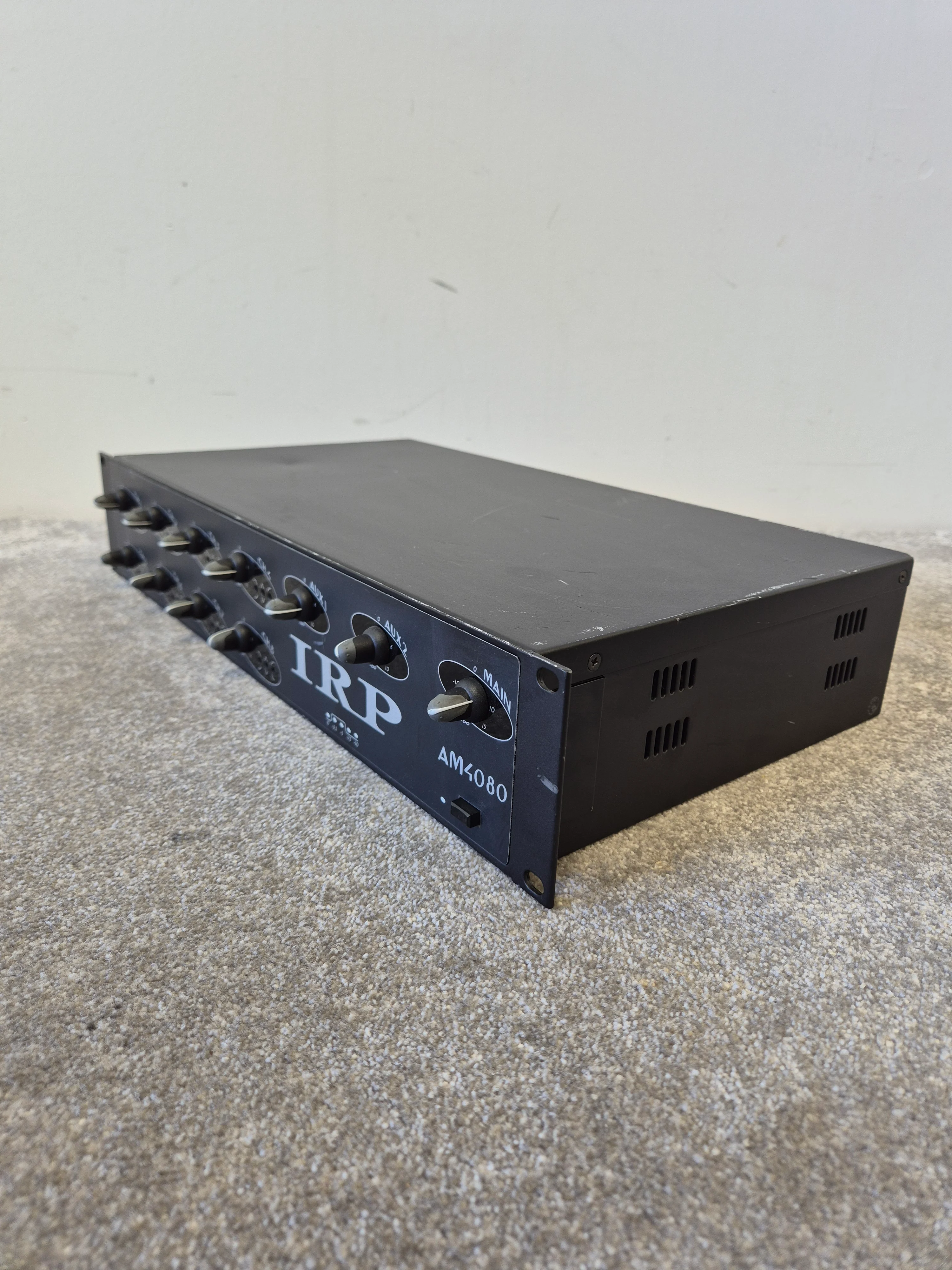 IRP AM4080 - 8 Channel Mixer - Fair - Image 13