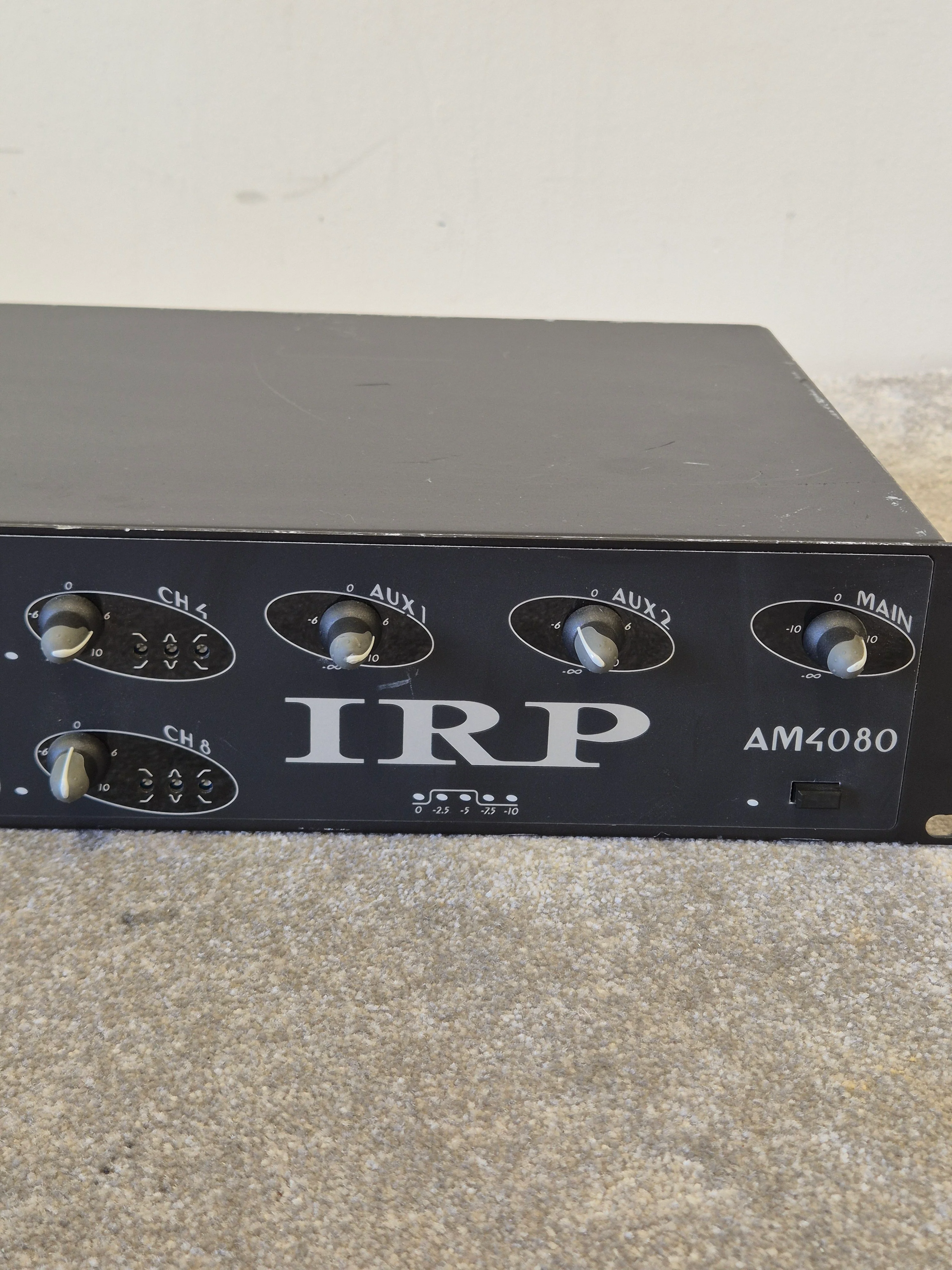 IRP AM4080 - 8 Channel Mixer - Fair - Image 3