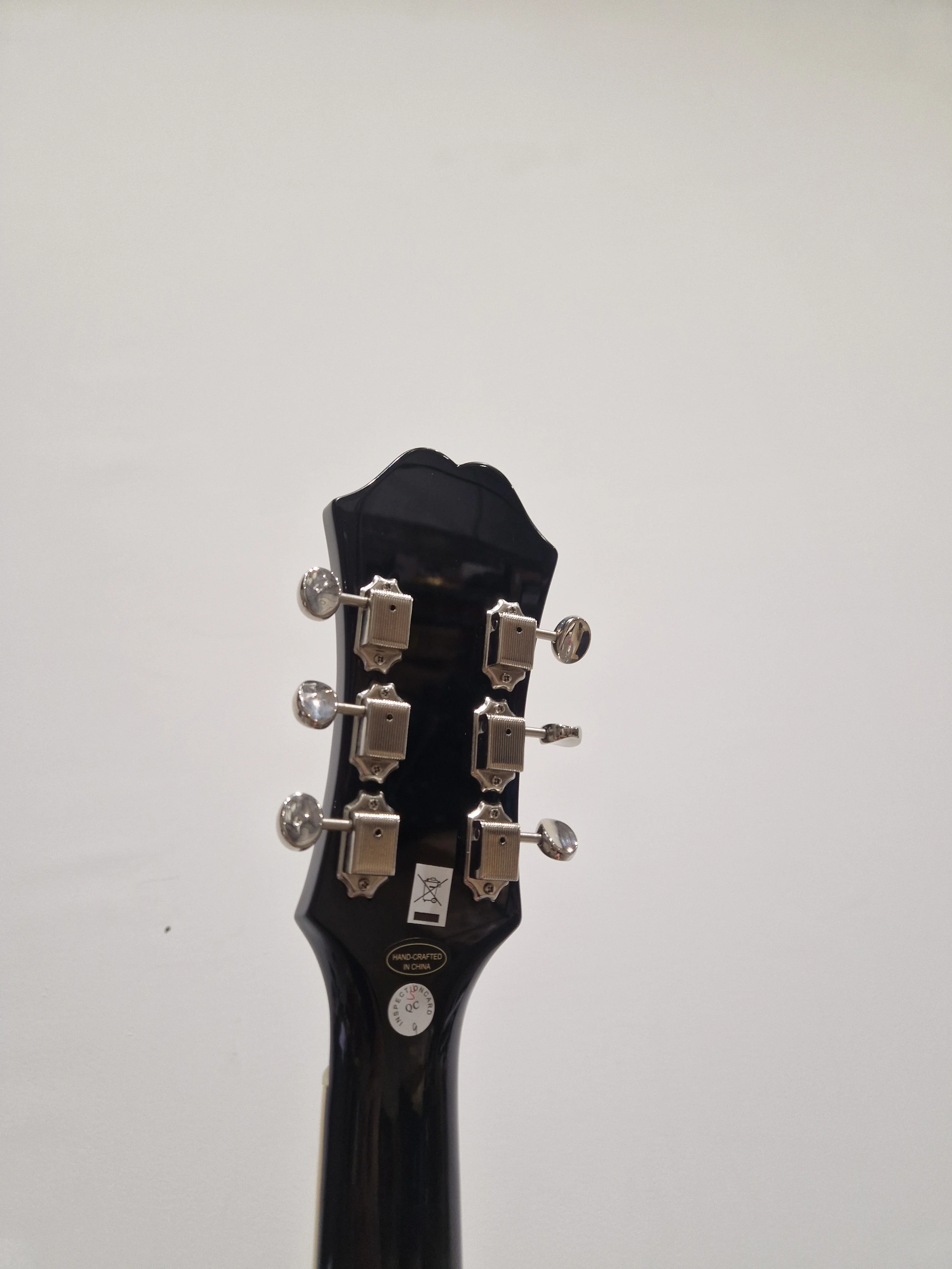 Epiphone Casino Reissue - Semi-Hollow Electric Guitar, Vintage Sunburst - Excellent, Refurbished - Image 4