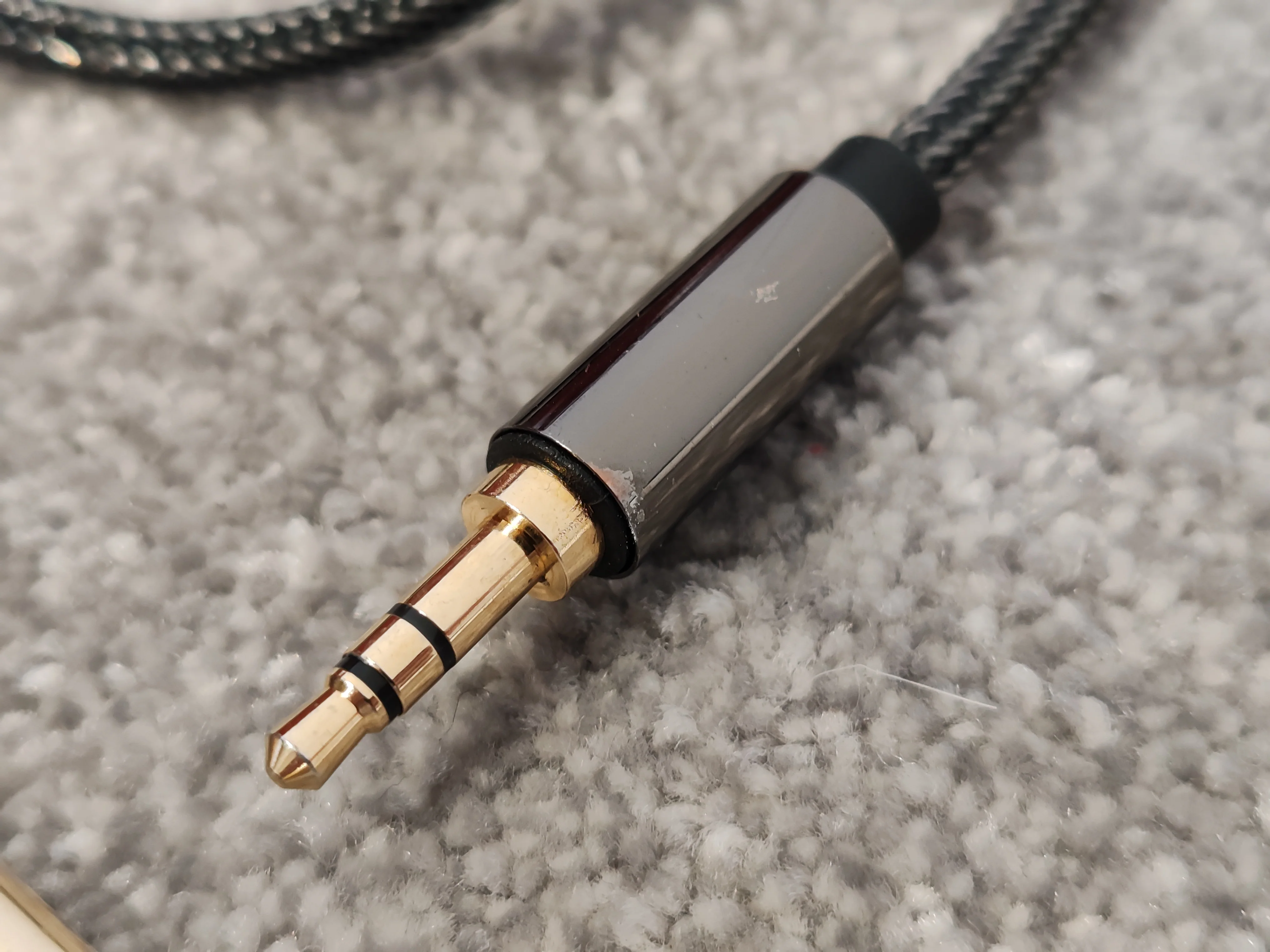 J&D High Performance Audio Cable - 3.5mm Stereo to 2x 1/4" TS Jack - Image 2