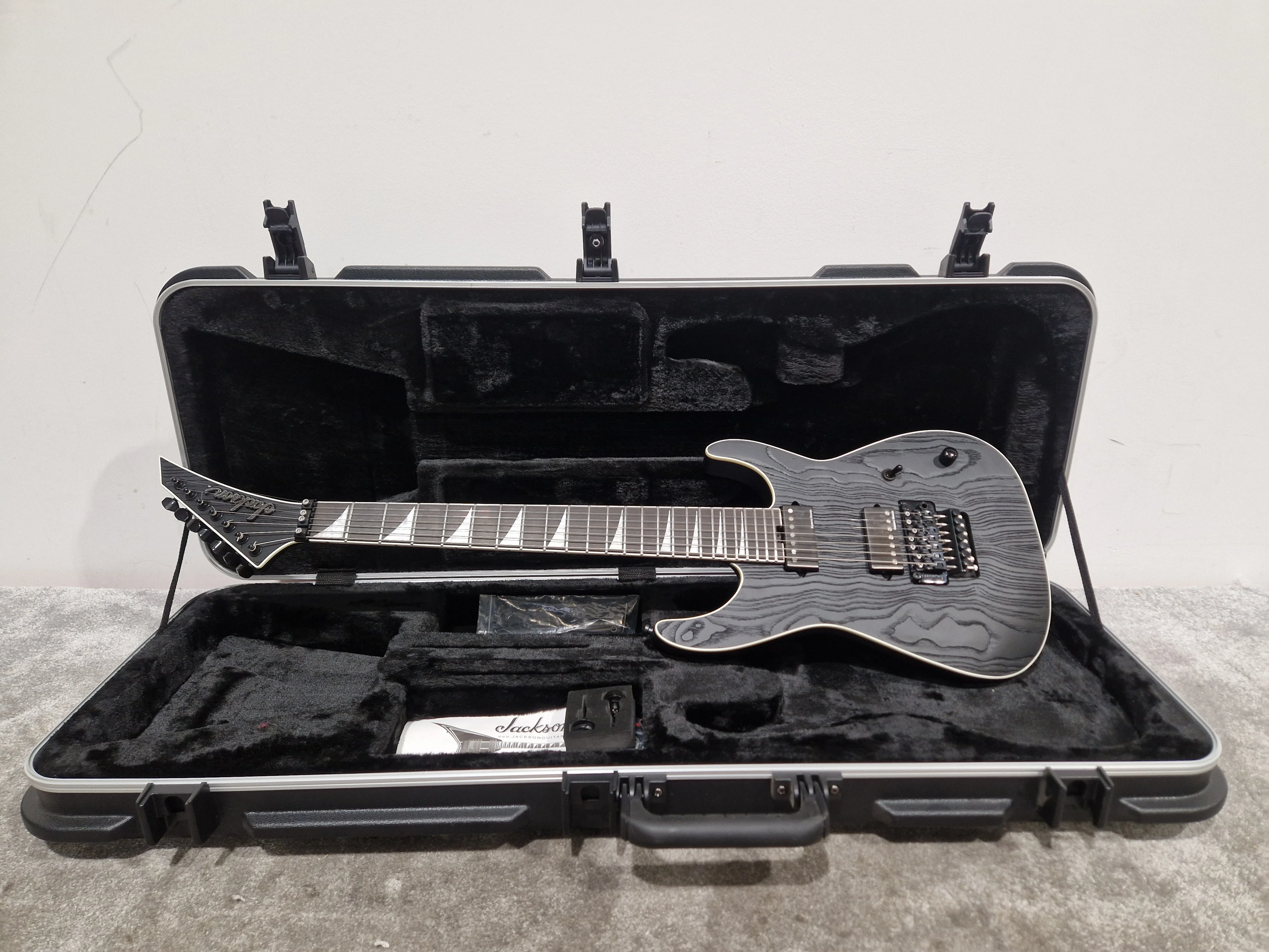 Jackson Jeff Loomis - Electric Guitar - Trans Black Flame Maple - Like New w/ Original Box, Hard Case, Manuals - Image 15