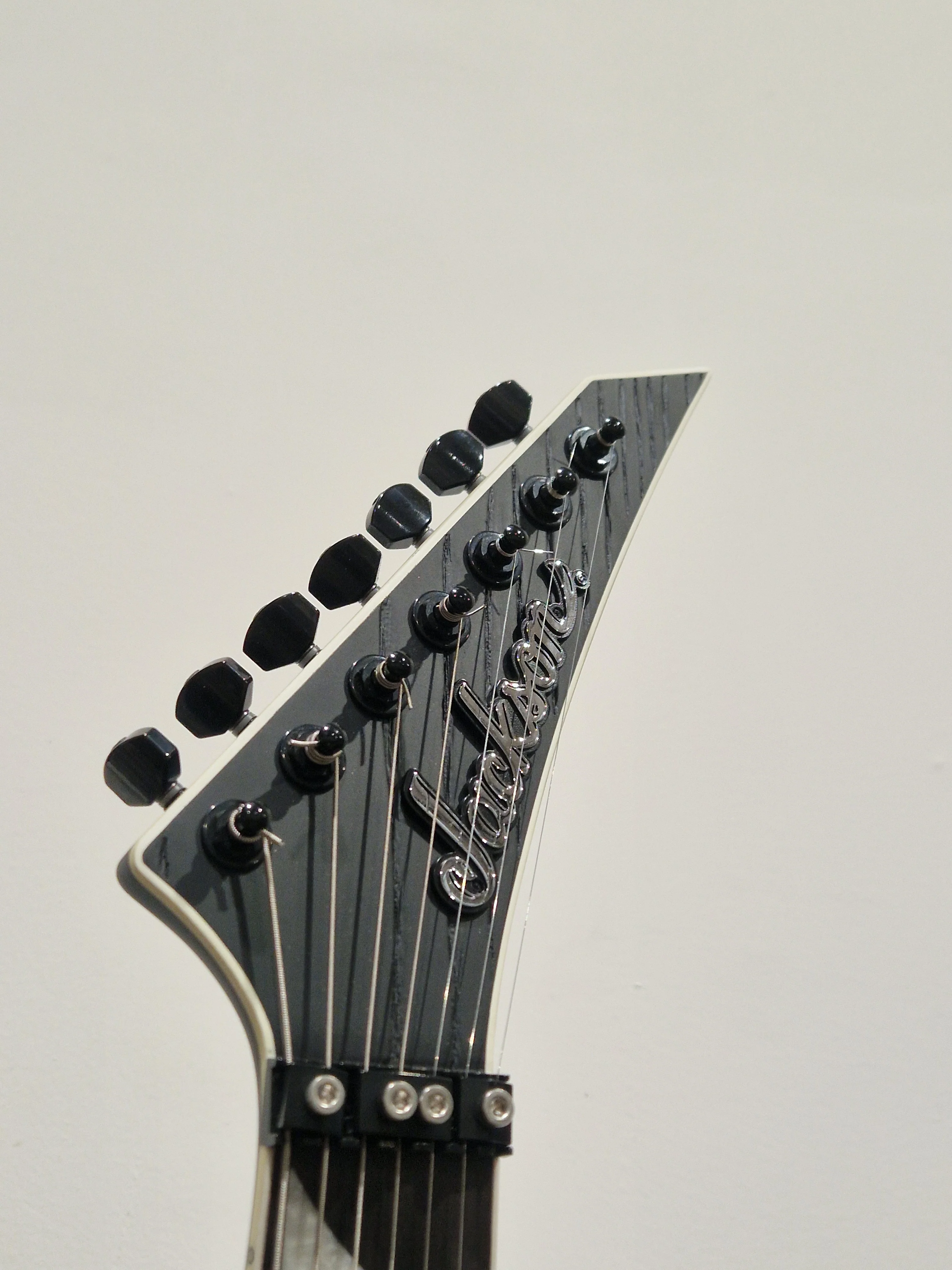 Jackson Jeff Loomis - Electric Guitar - Trans Black Flame Maple - Like New w/ Original Box, Hard Case, Manuals - Image 8